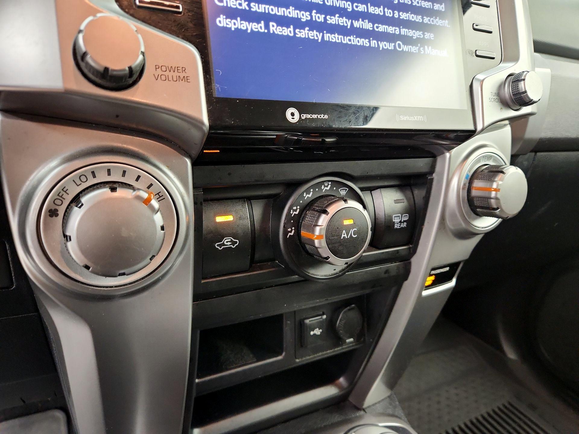 Thumbnail: 2020 Toyota 4Runner - 16