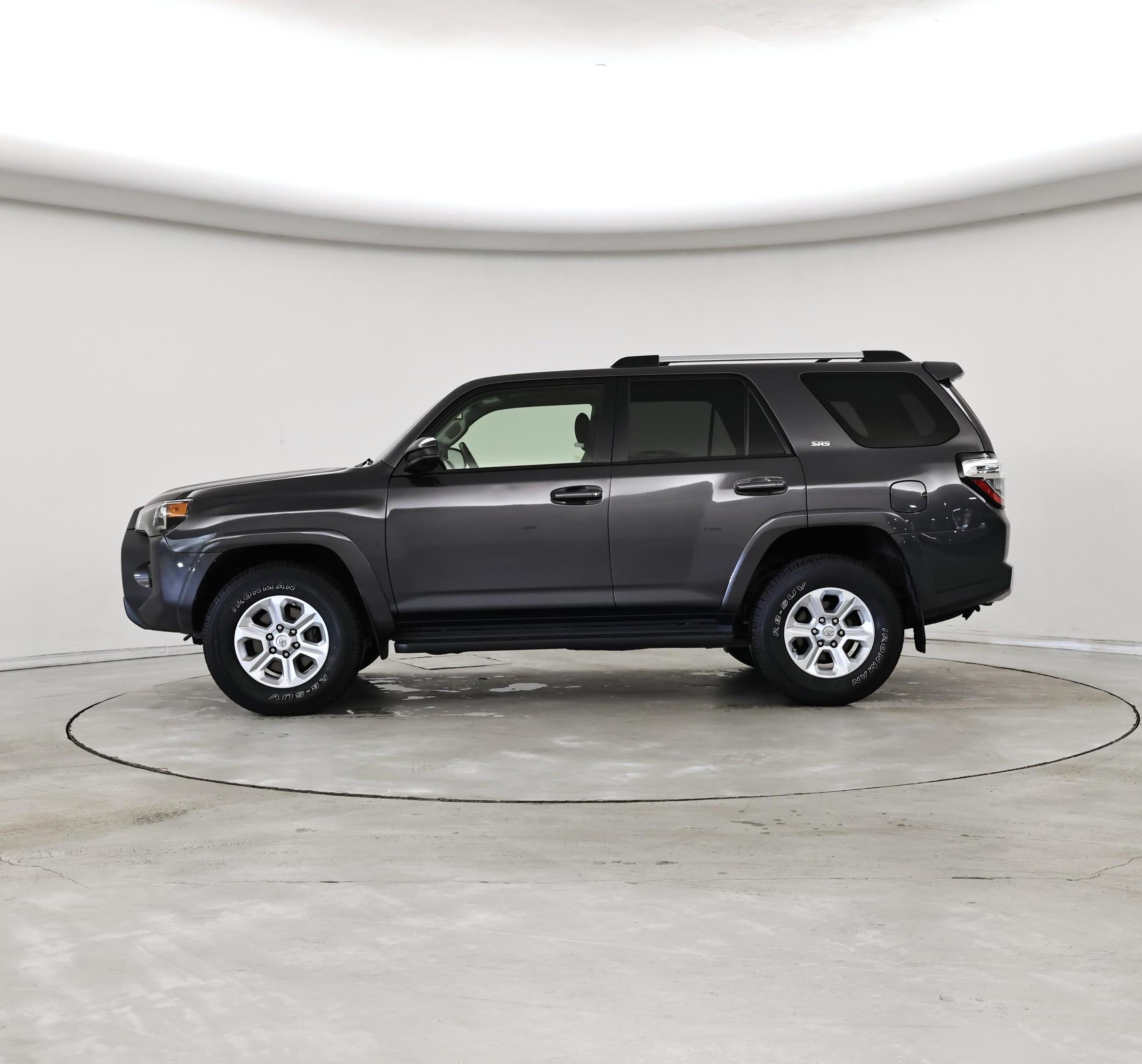 Thumbnail: 2020 Toyota 4Runner - 3