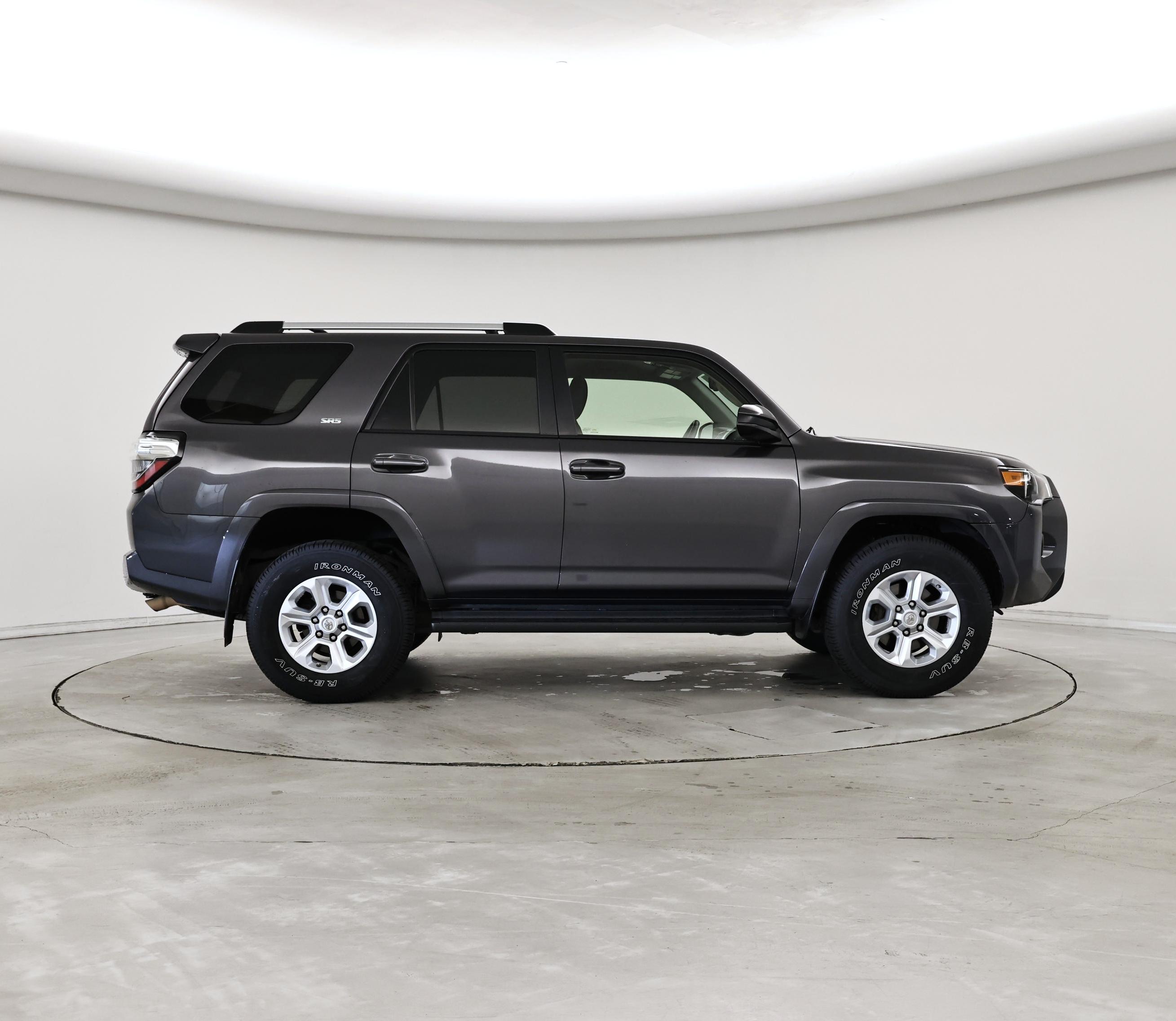 Thumbnail: 2020 Toyota 4Runner - 7
