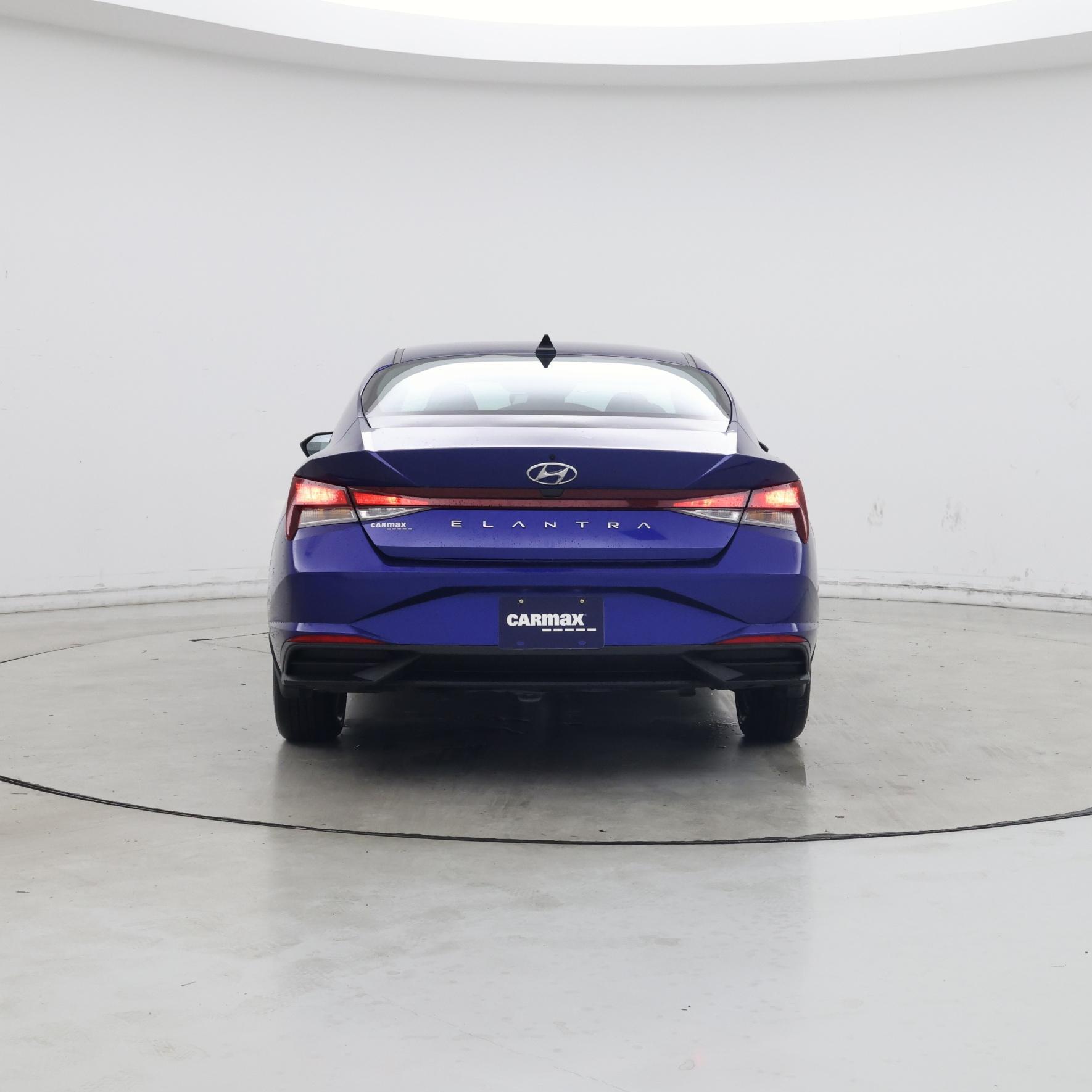 Thumbnail: 2023 Hyundai Elantra - 6