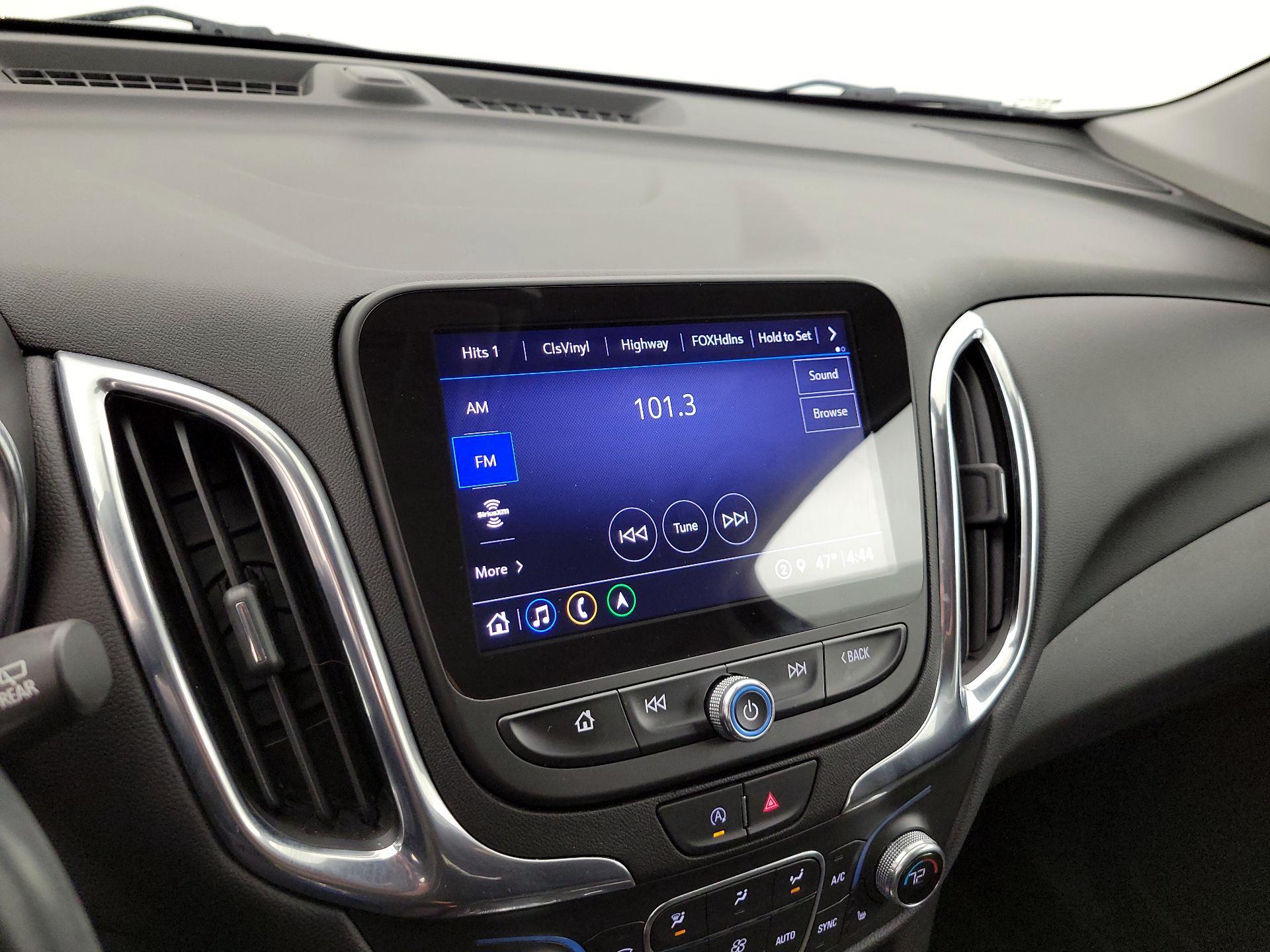 Thumbnail: 2022 Chevrolet Equinox - 16