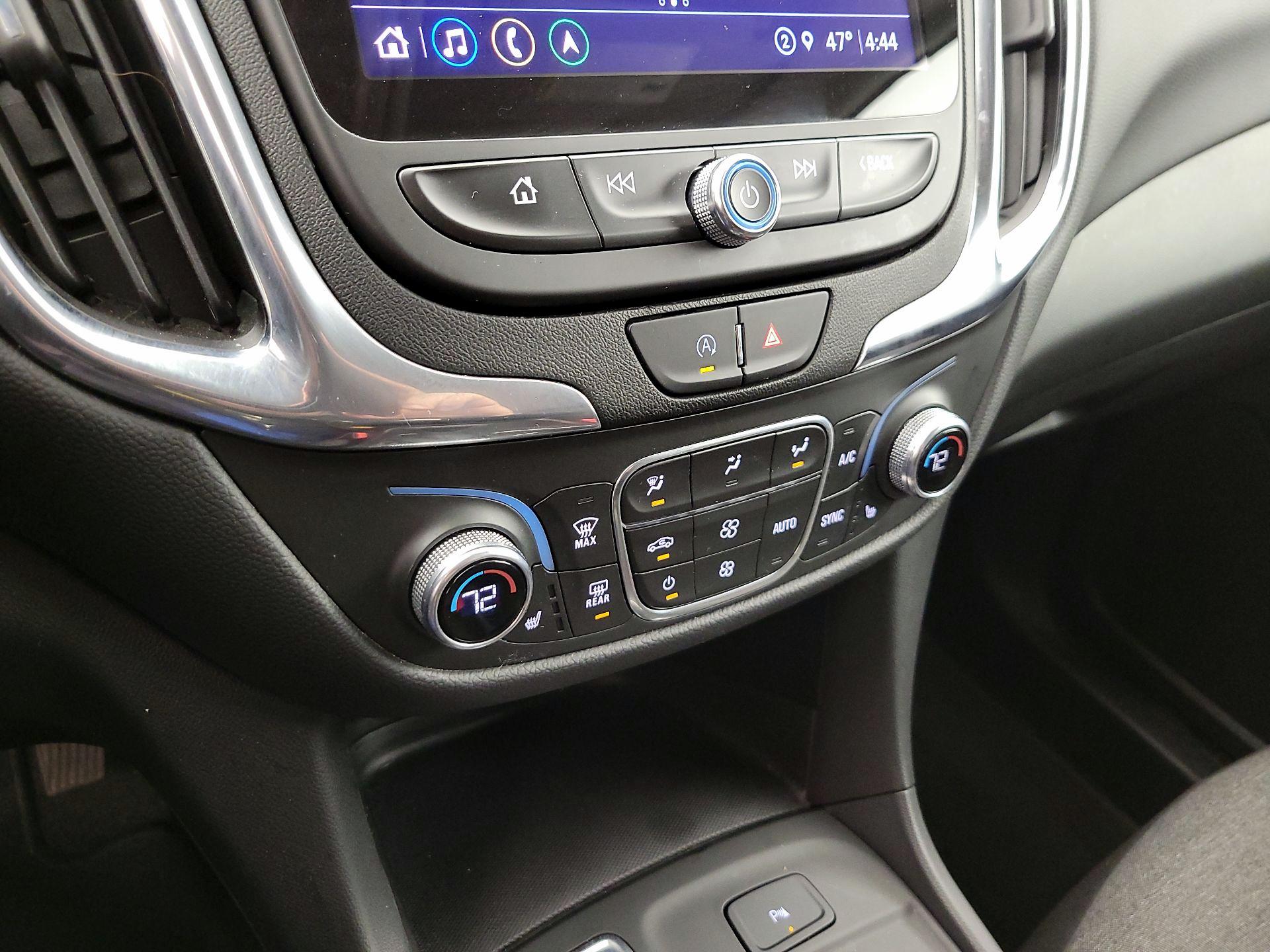 Thumbnail: 2022 Chevrolet Equinox - 17