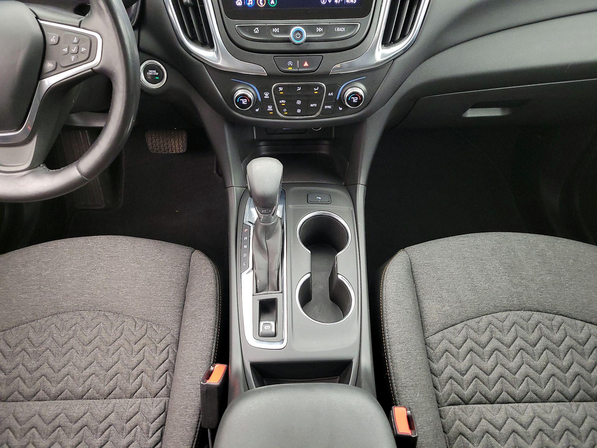 Thumbnail: 2022 Chevrolet Equinox - 18