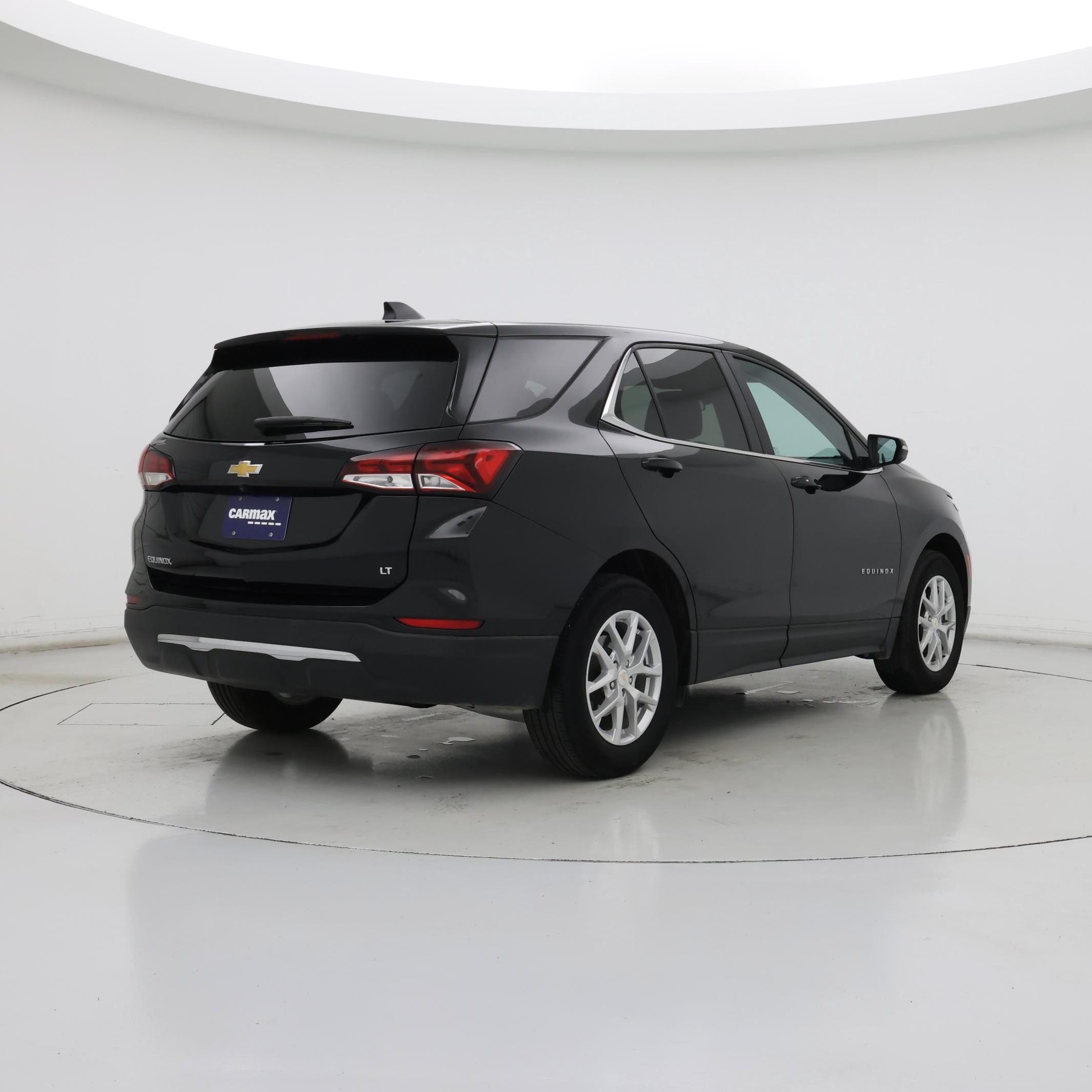 Thumbnail: 2022 Chevrolet Equinox - 8