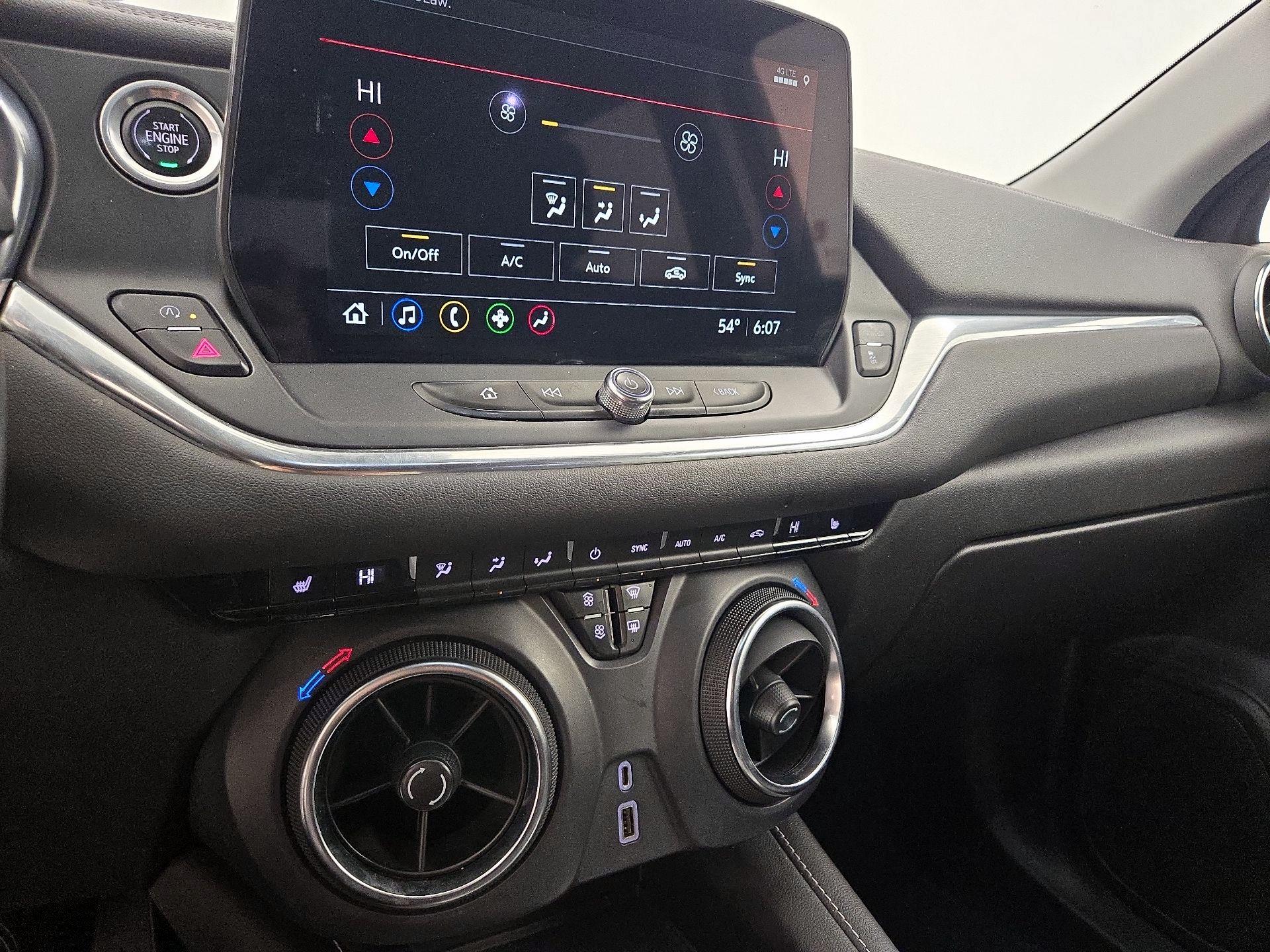 Thumbnail: 2023 Chevrolet Blazer - 16