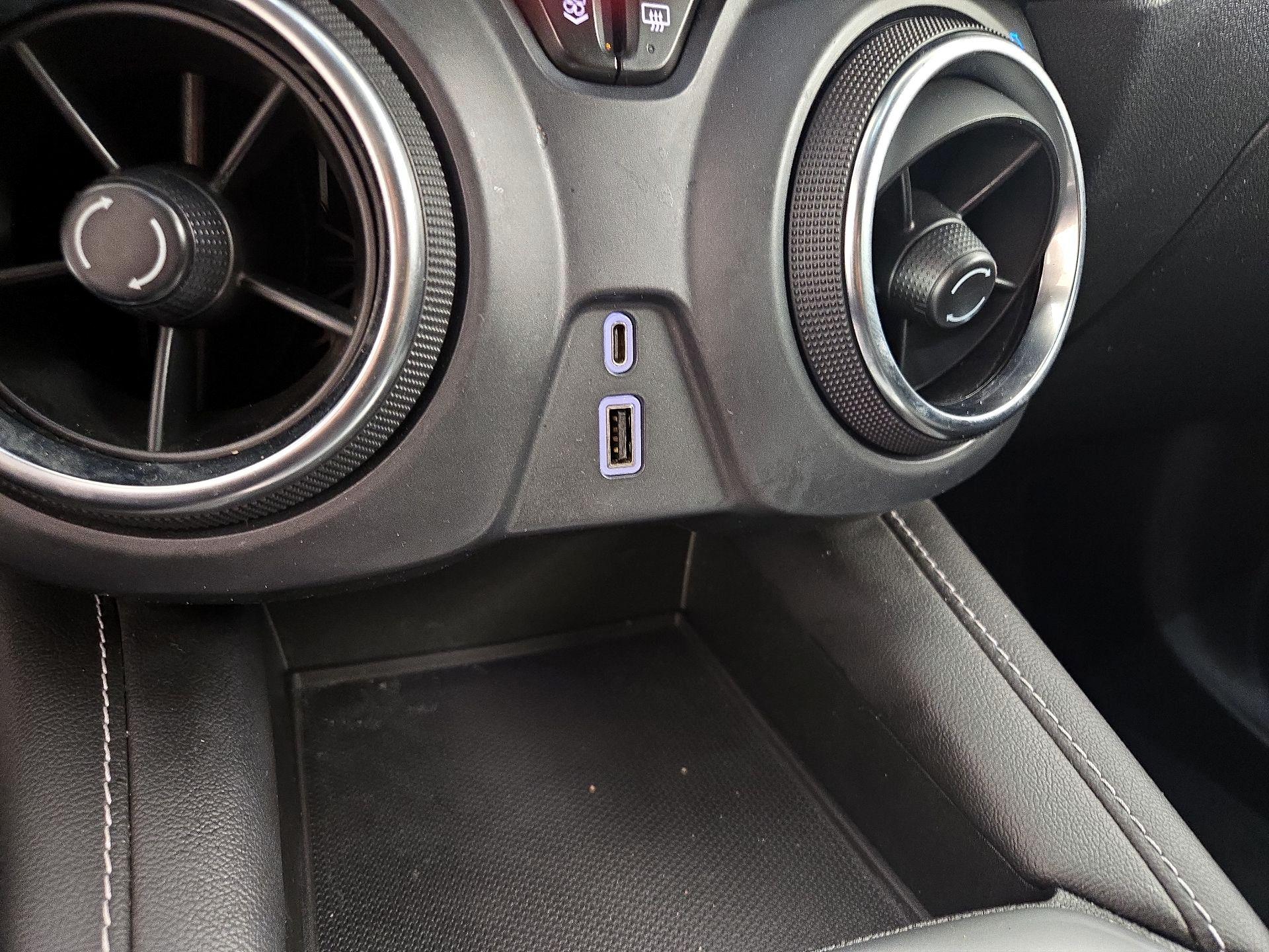 Thumbnail: 2023 Chevrolet Blazer - 18