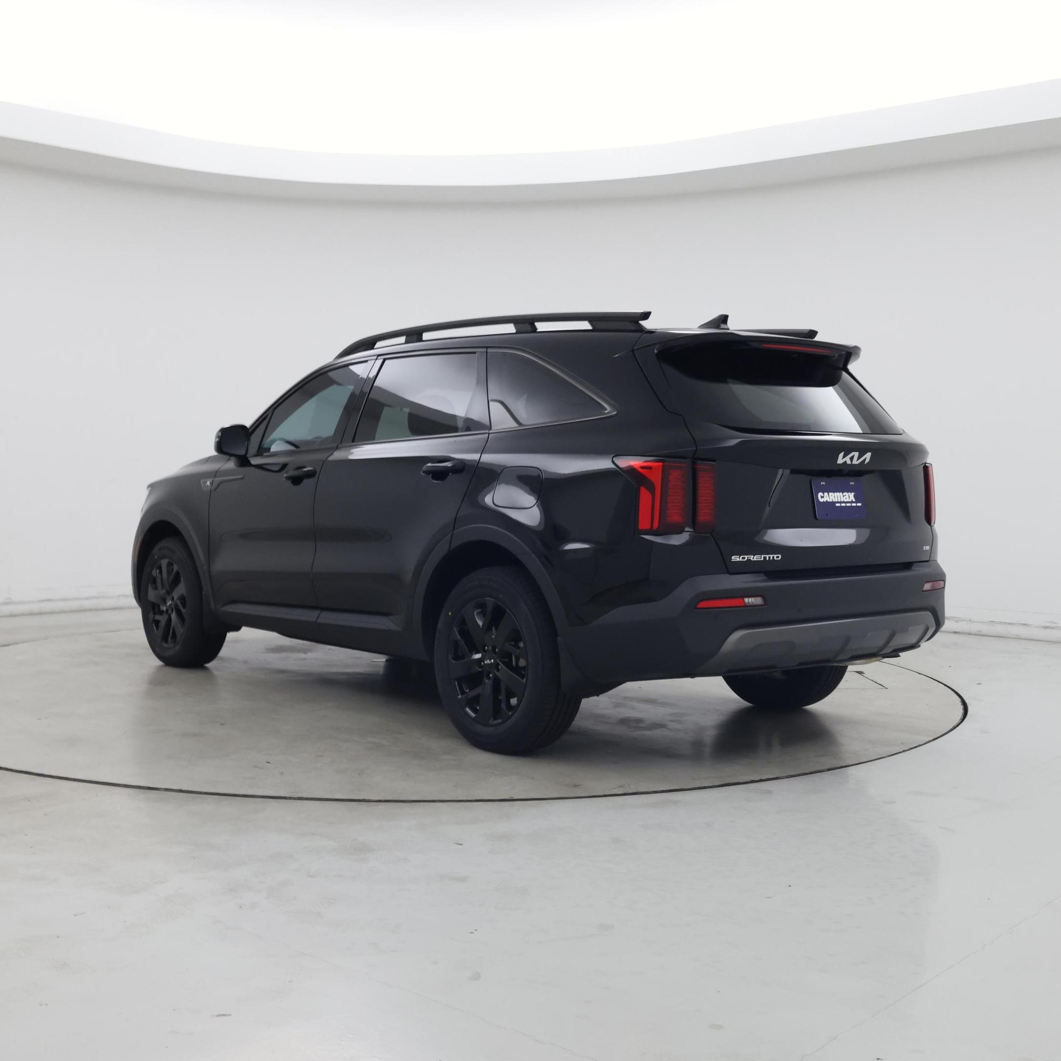 Thumbnail: 2023 Kia Sorento - 2