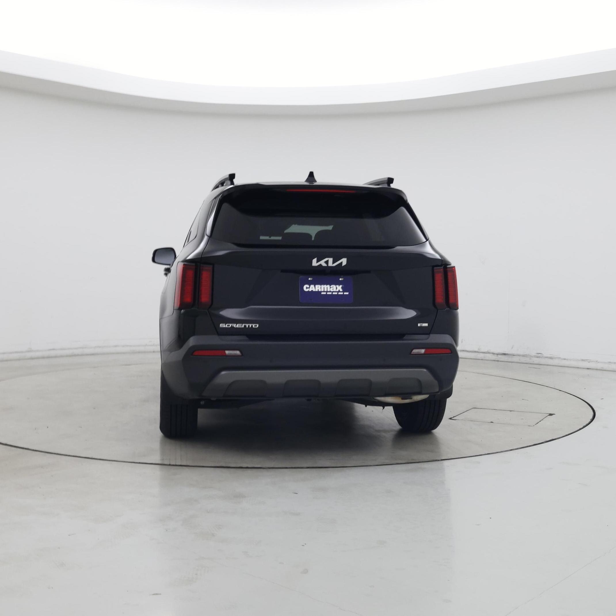 Thumbnail: 2023 Kia Sorento - 6