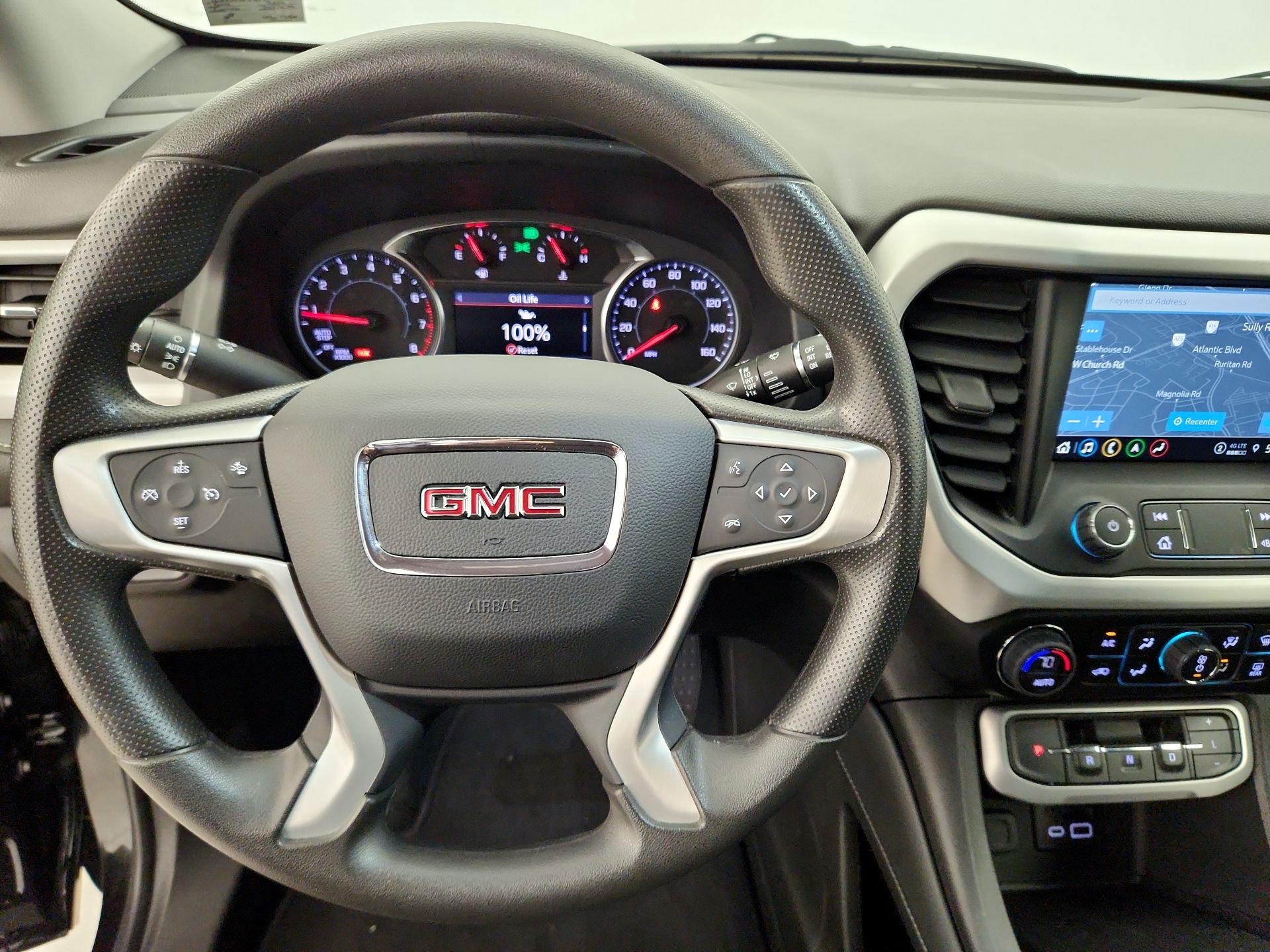 Thumbnail: 2022 GMC Acadia - 10