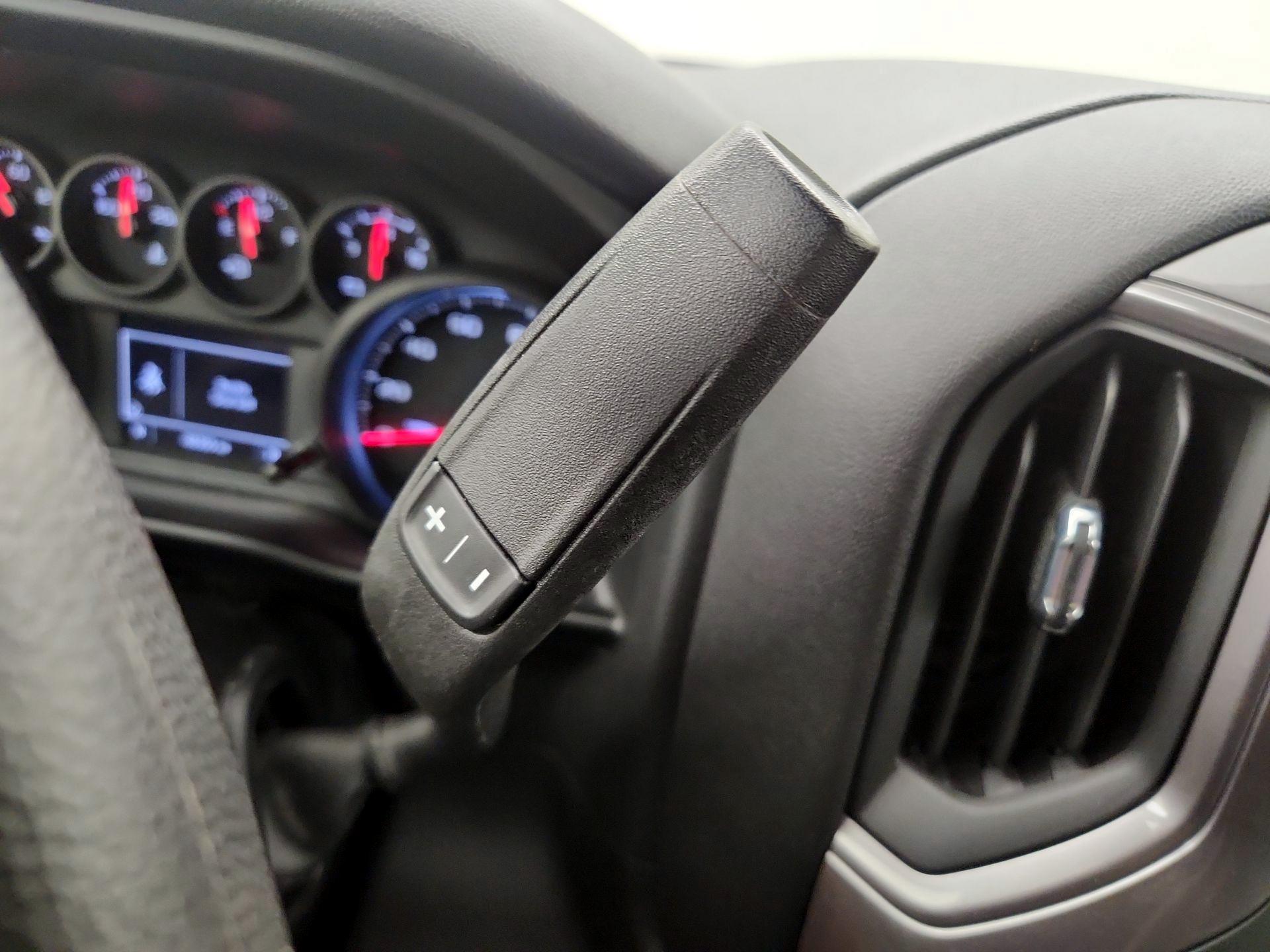 Thumbnail: 2022 Chevrolet Silverado 1500 - 17
