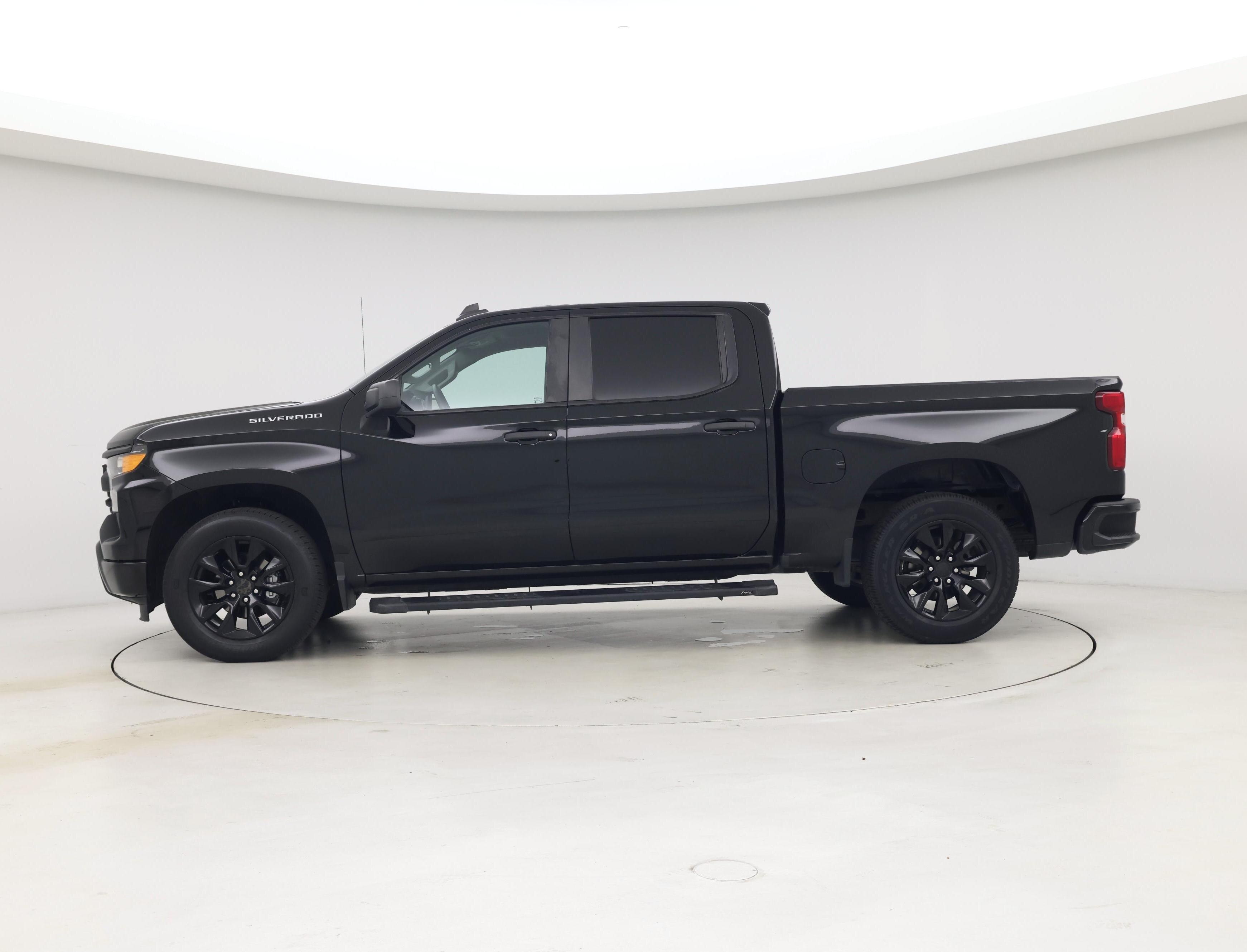 Thumbnail: 2022 Chevrolet Silverado 1500 - 3