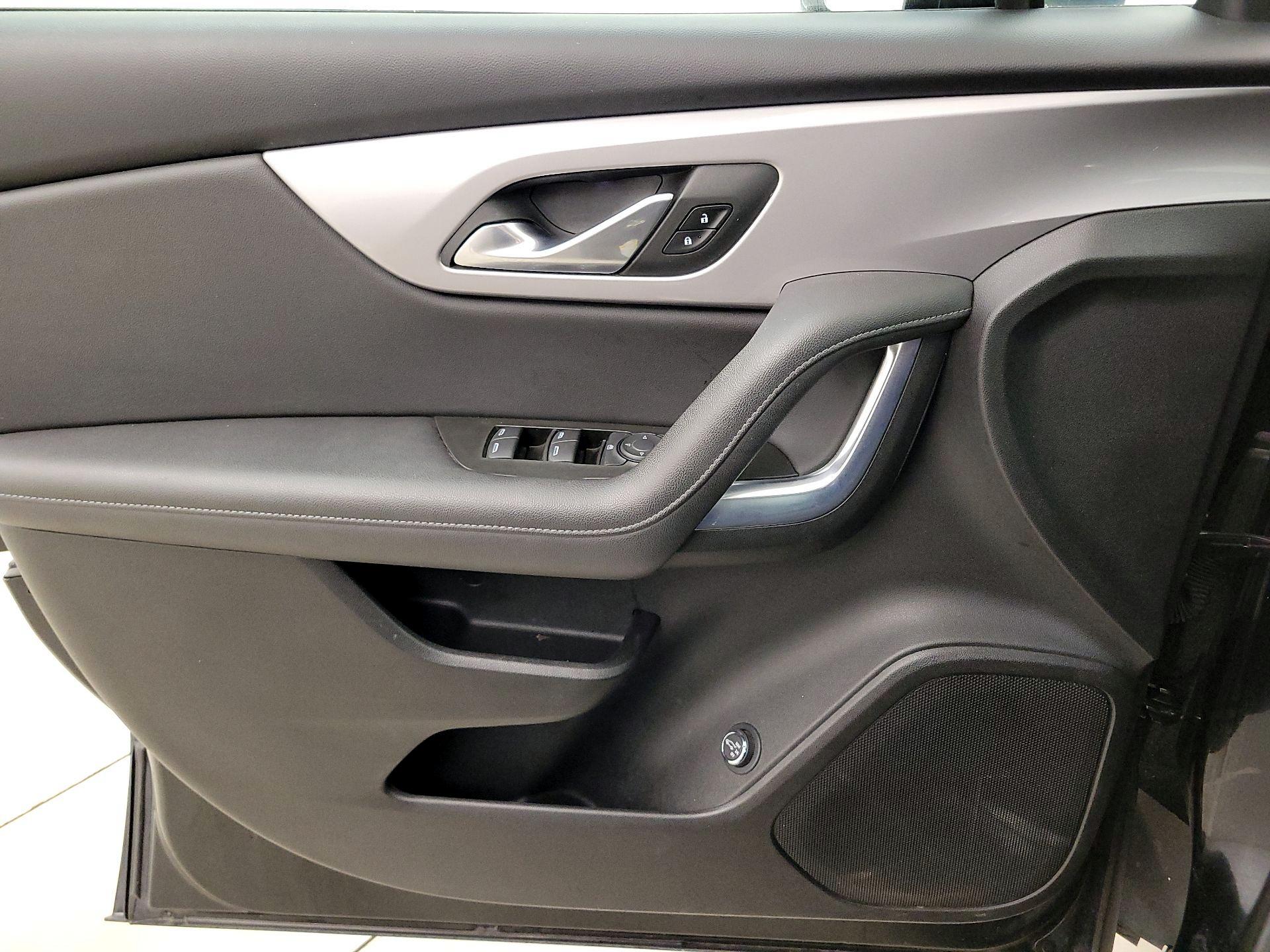 Thumbnail: 2022 Chevrolet Blazer - 12