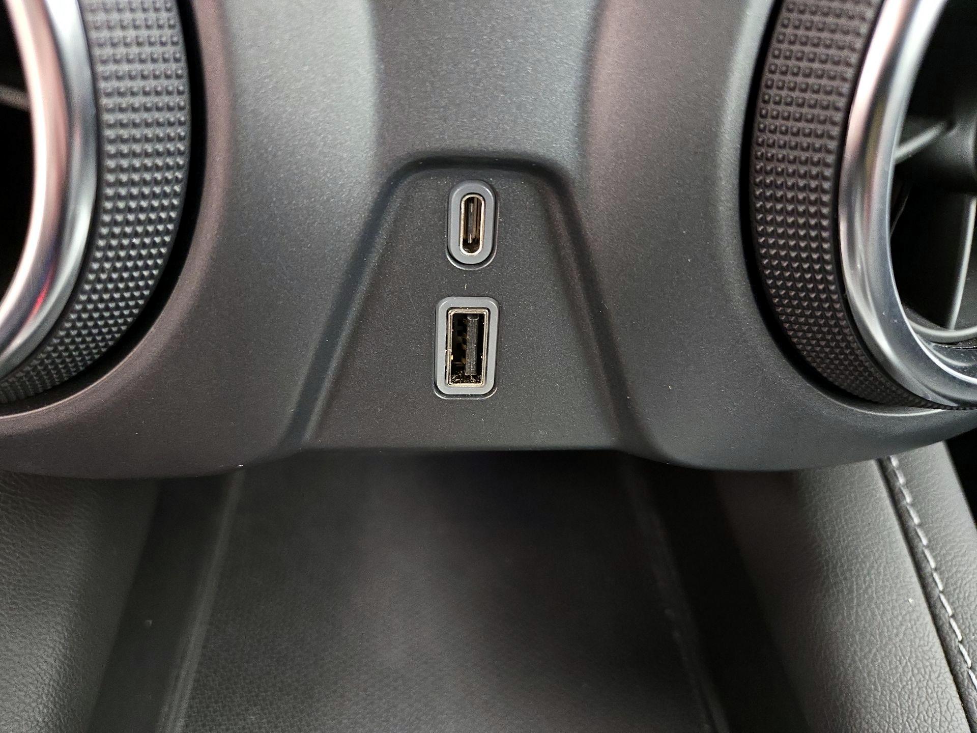 Thumbnail: 2023 Chevrolet Blazer - 18