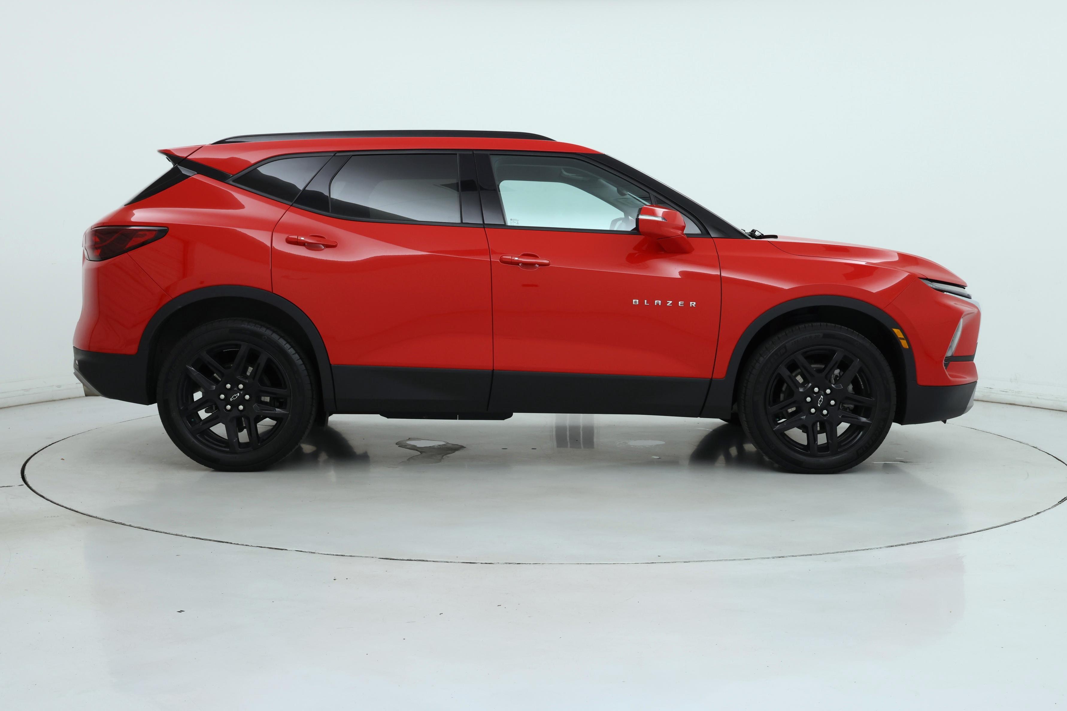 Thumbnail: 2023 Chevrolet Blazer - 7