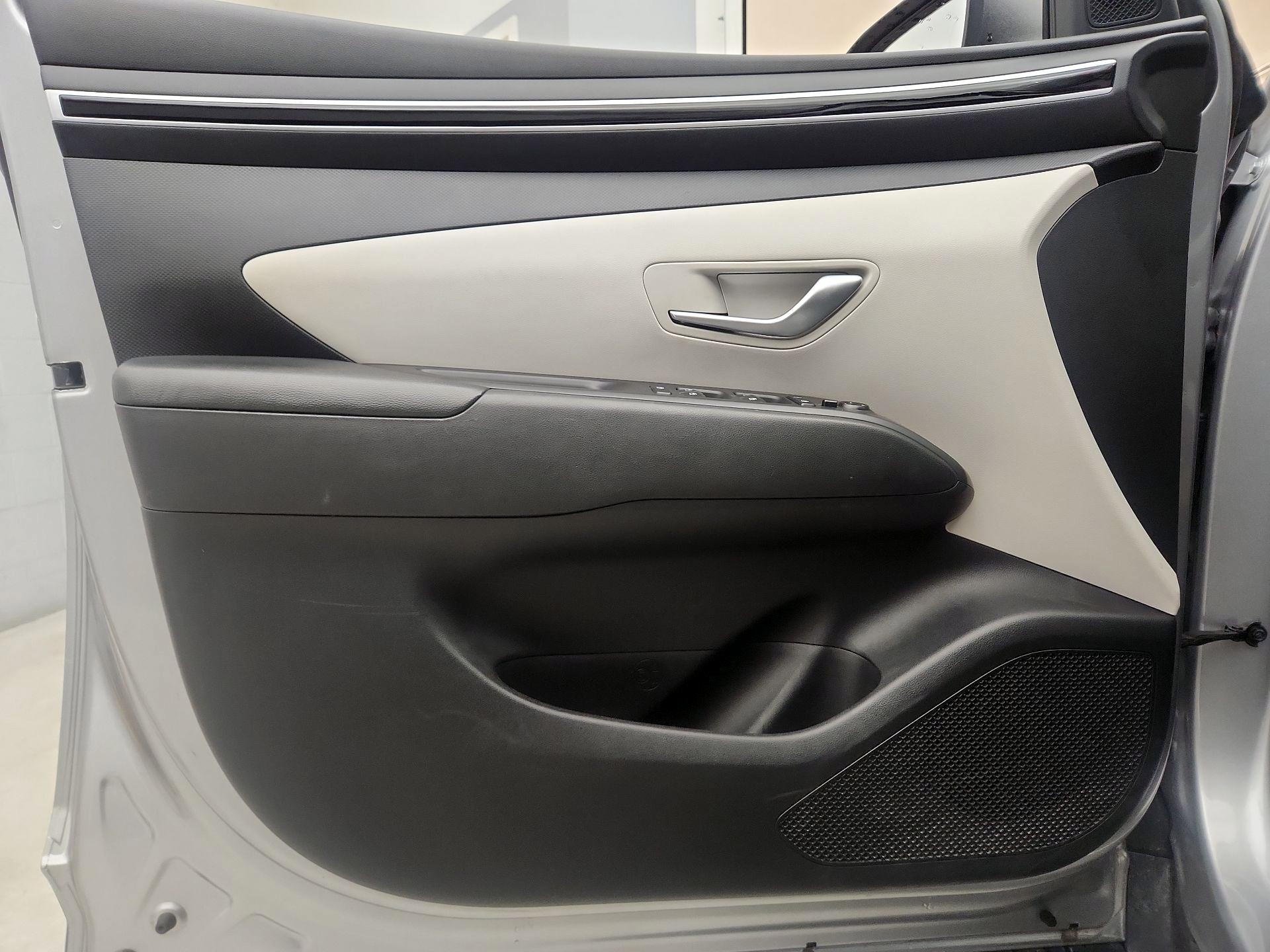 Thumbnail: 2023 Hyundai Tucson - 12