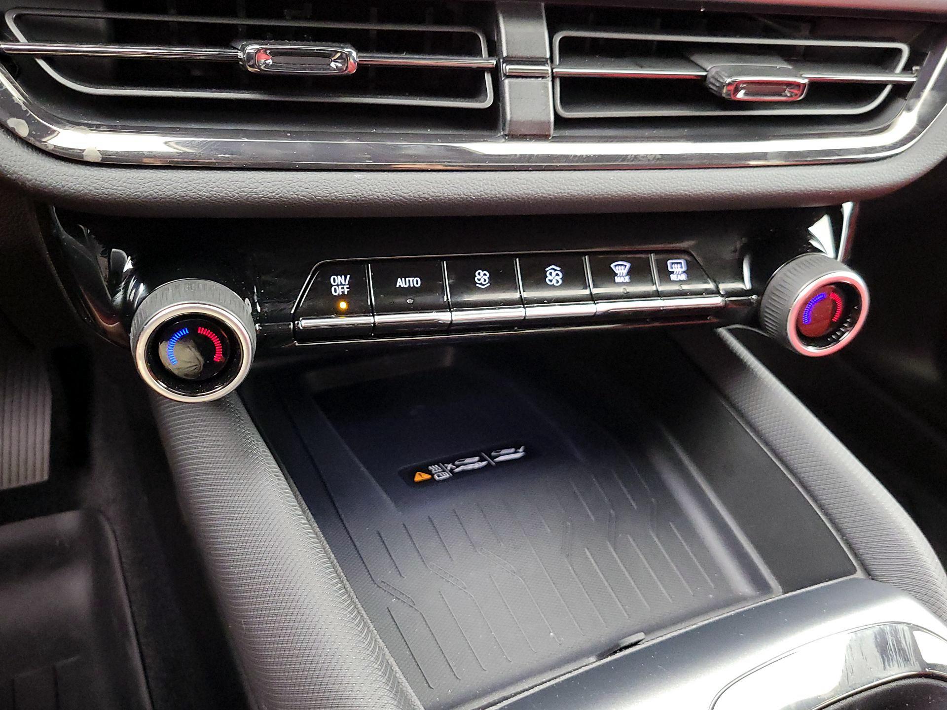 Thumbnail: 2025 Chevrolet Equinox - 17