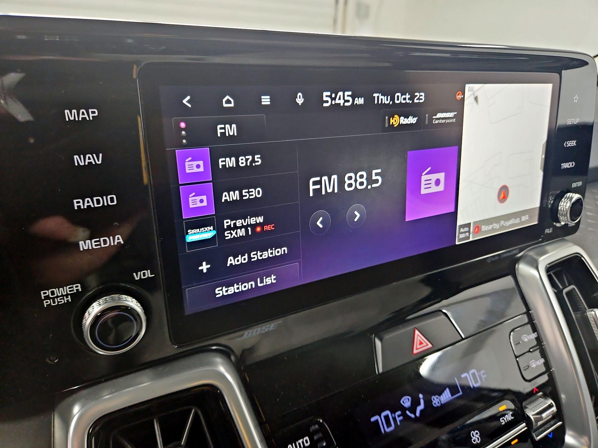 Thumbnail: 2023 Kia Sorento - 16