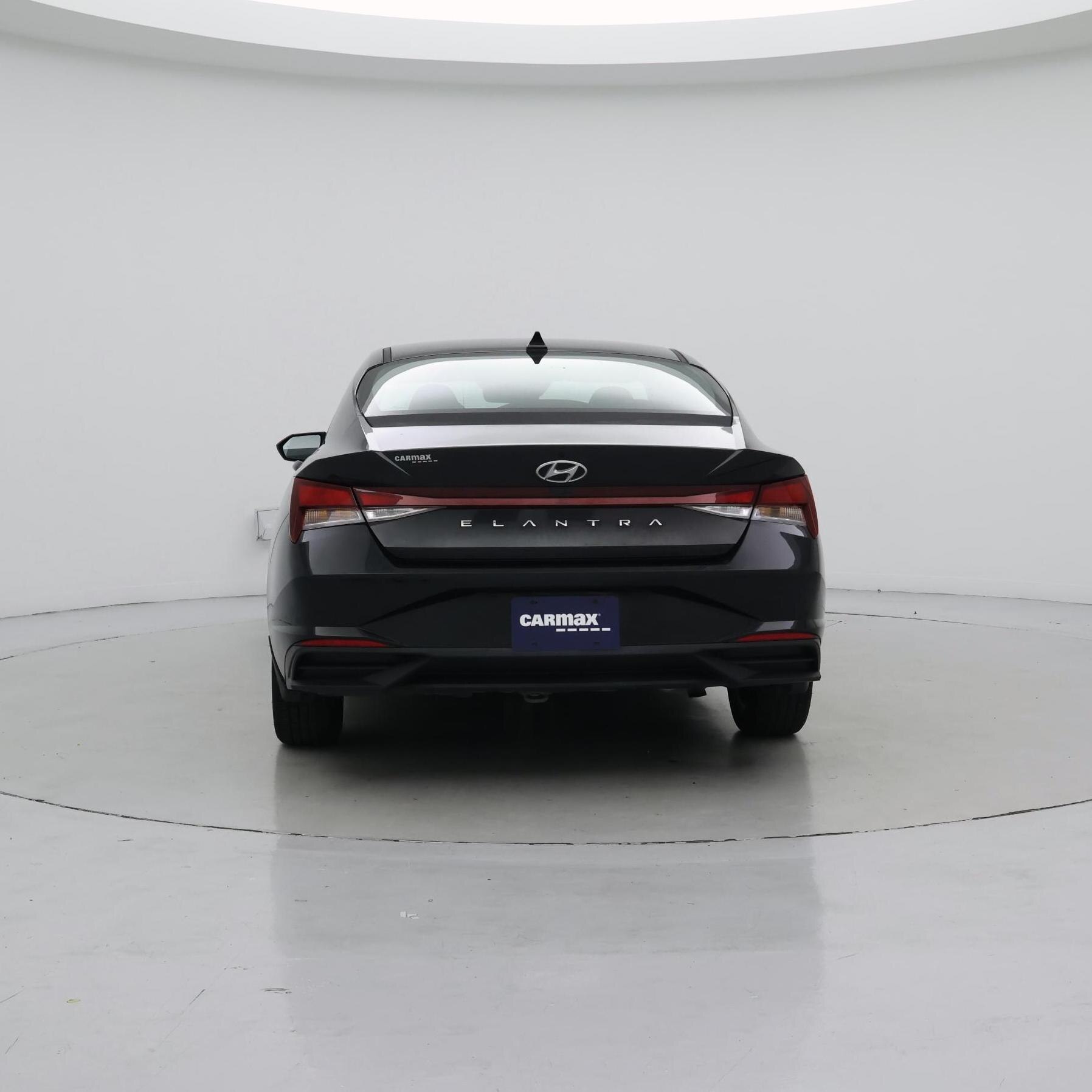 Thumbnail: 2022 Hyundai Elantra - 6