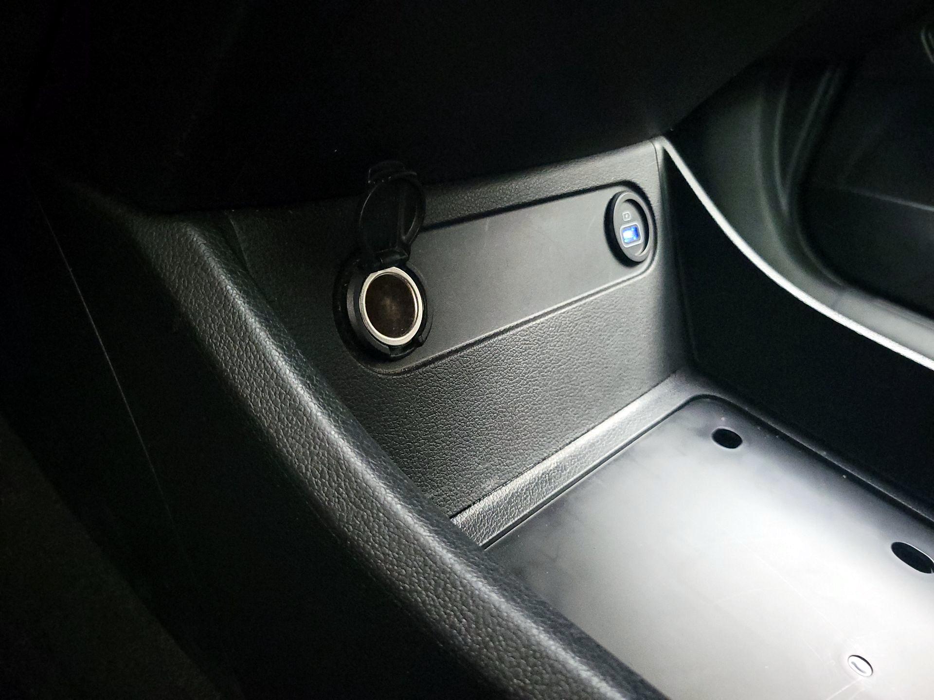 Thumbnail: 2023 Hyundai Santa Fe - 19