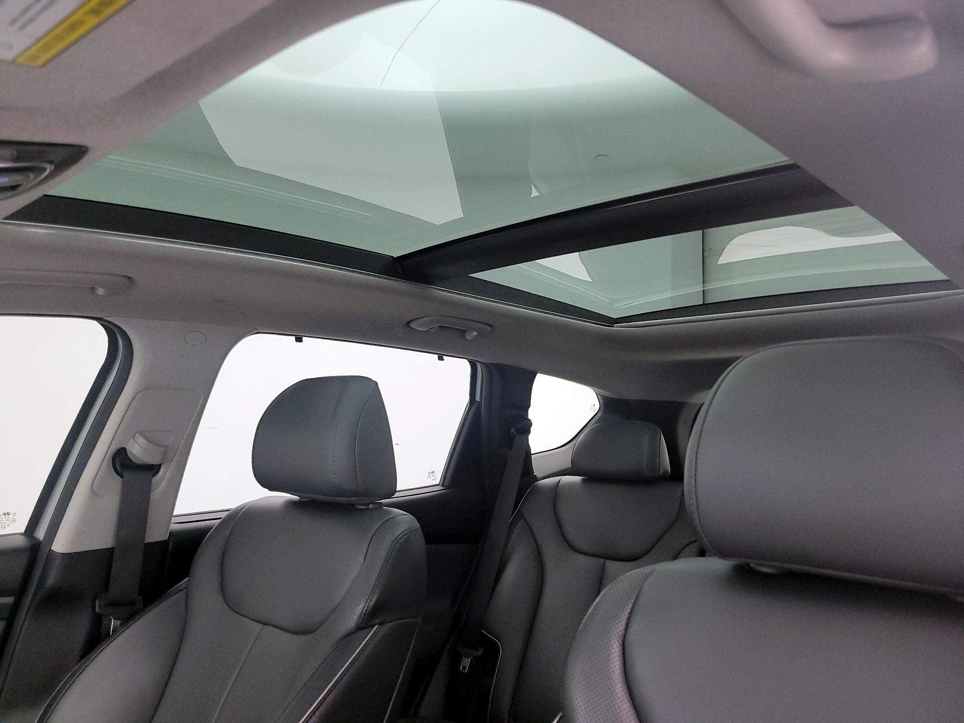 Thumbnail: 2023 Hyundai Santa Fe - 20