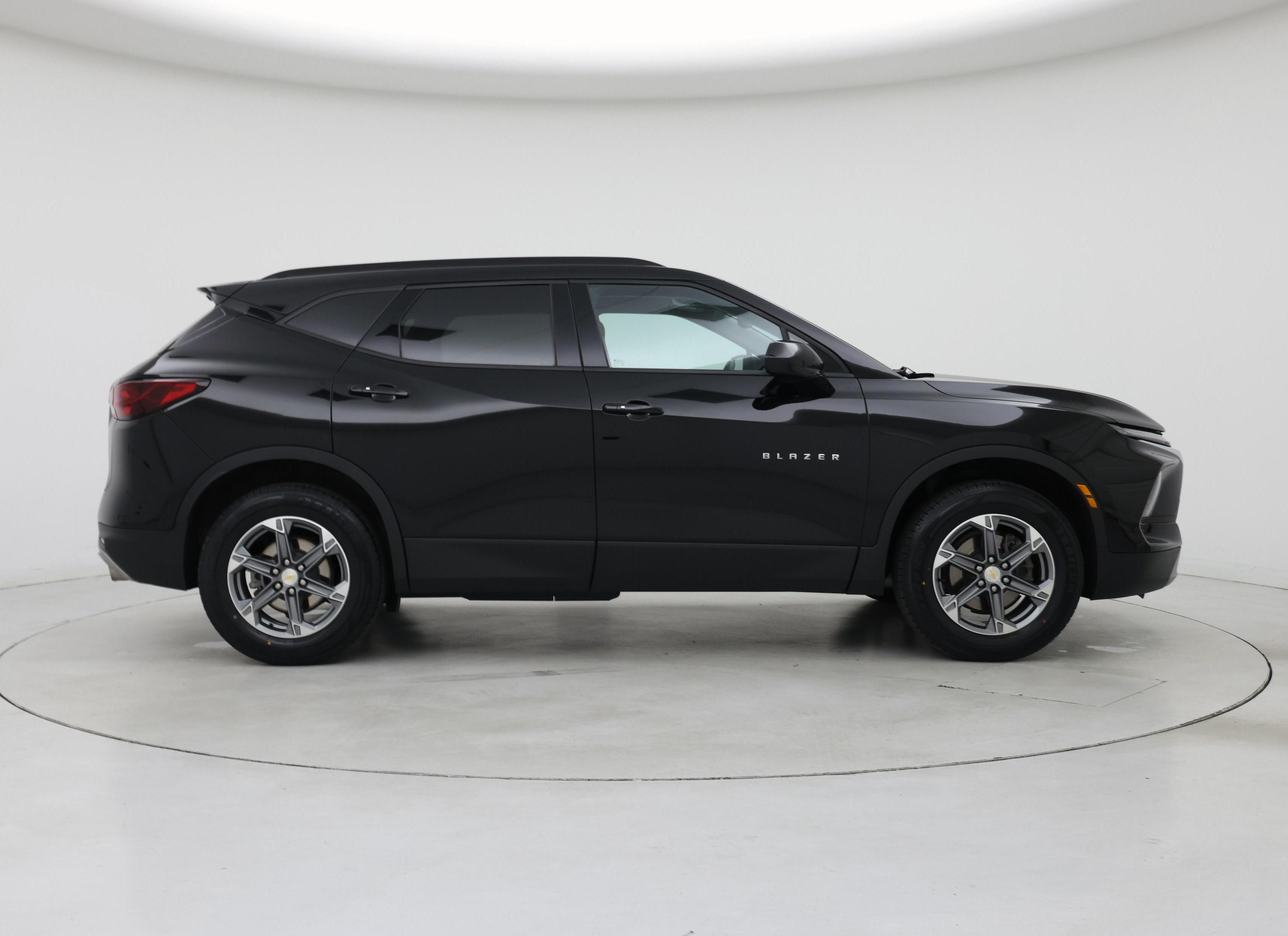 Thumbnail: 2023 Chevrolet Blazer - 7