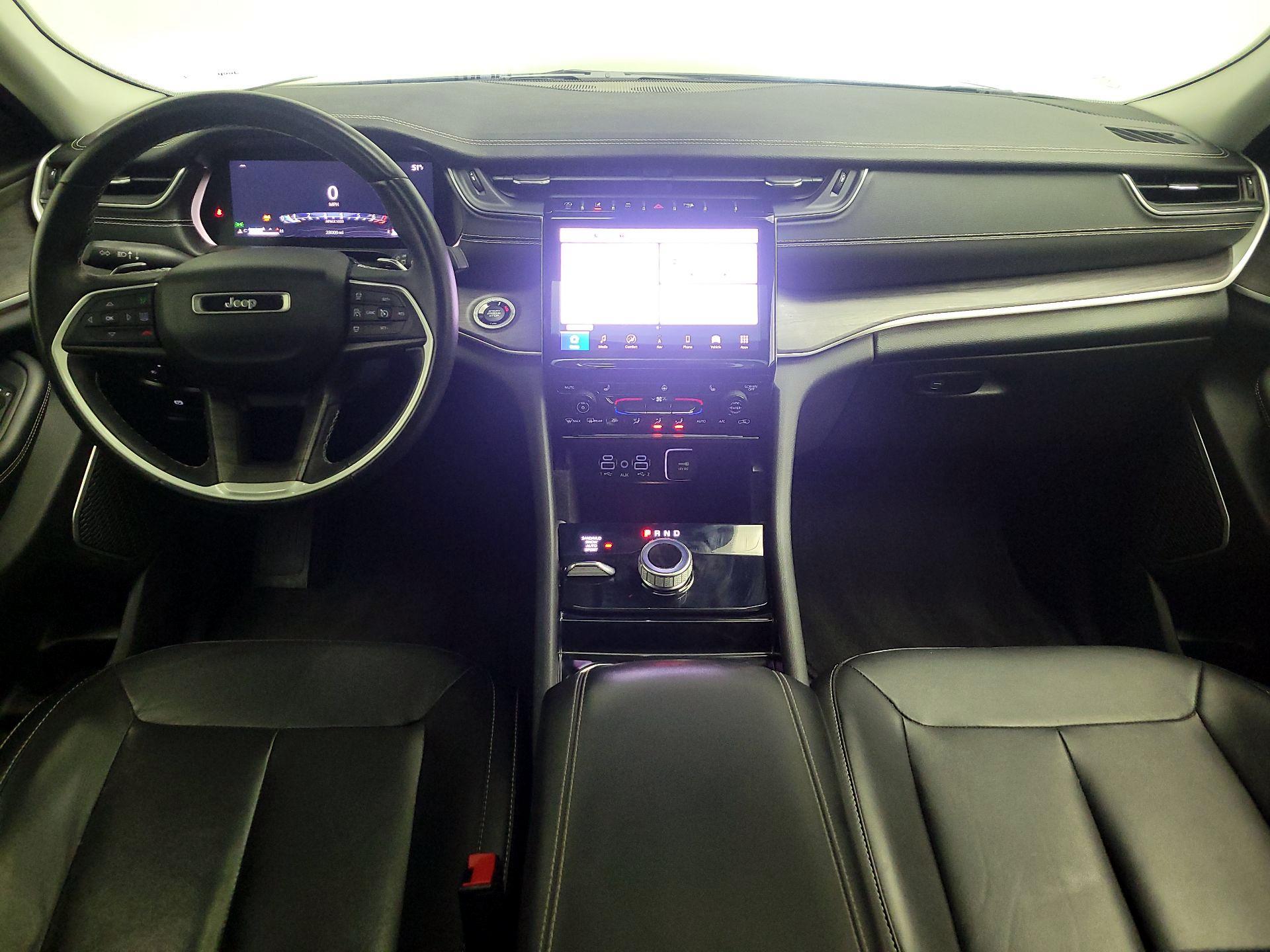 Thumbnail: 2022 Jeep Grand Cherokee - 9