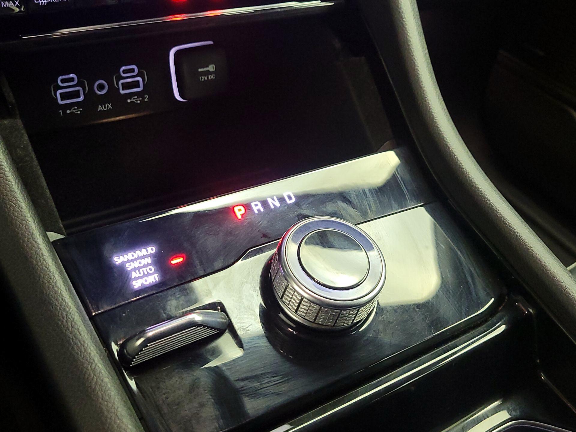 Thumbnail: 2022 Jeep Grand Cherokee - 18