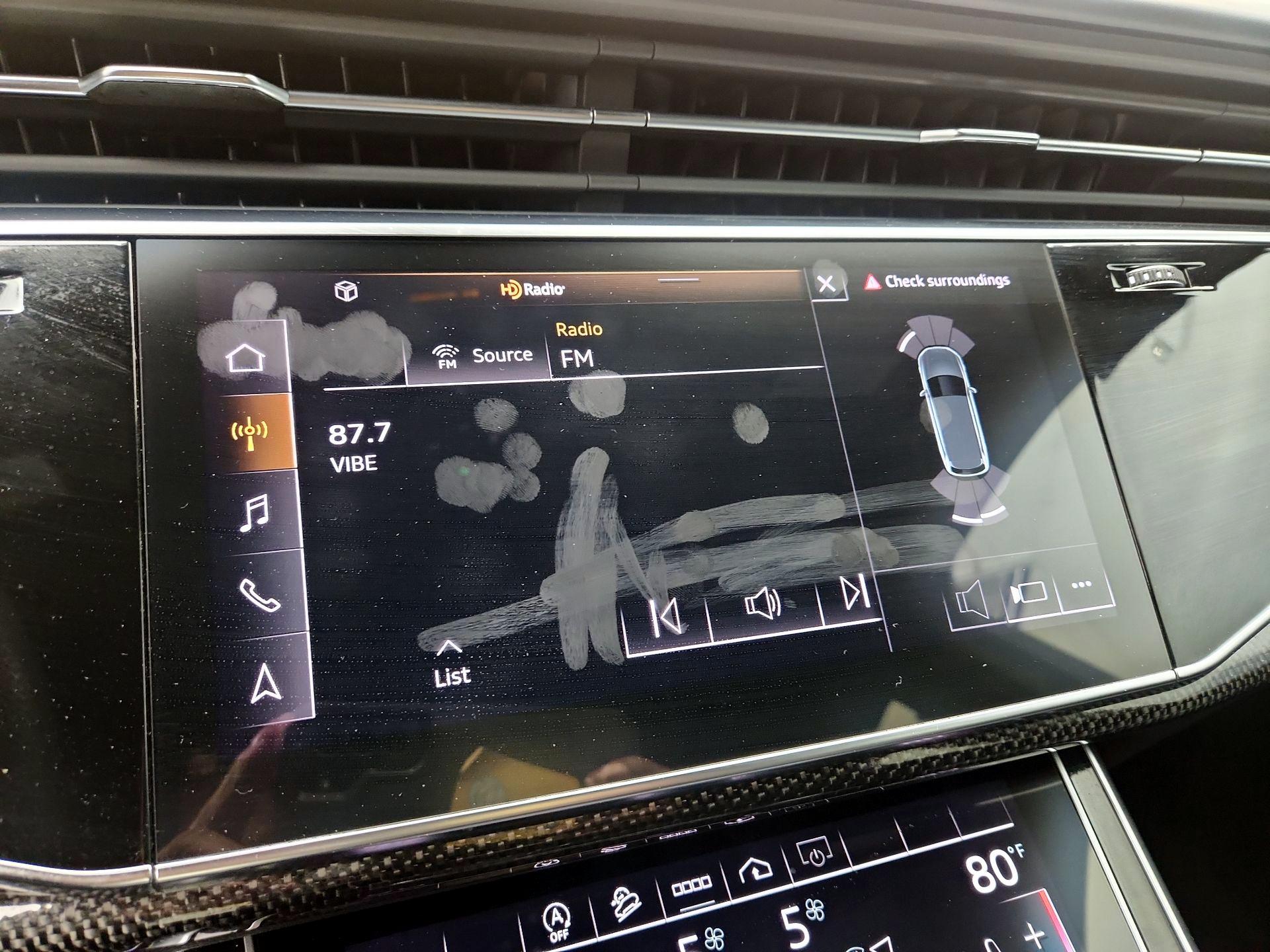 Thumbnail: 2022 Audi SQ7 - 16