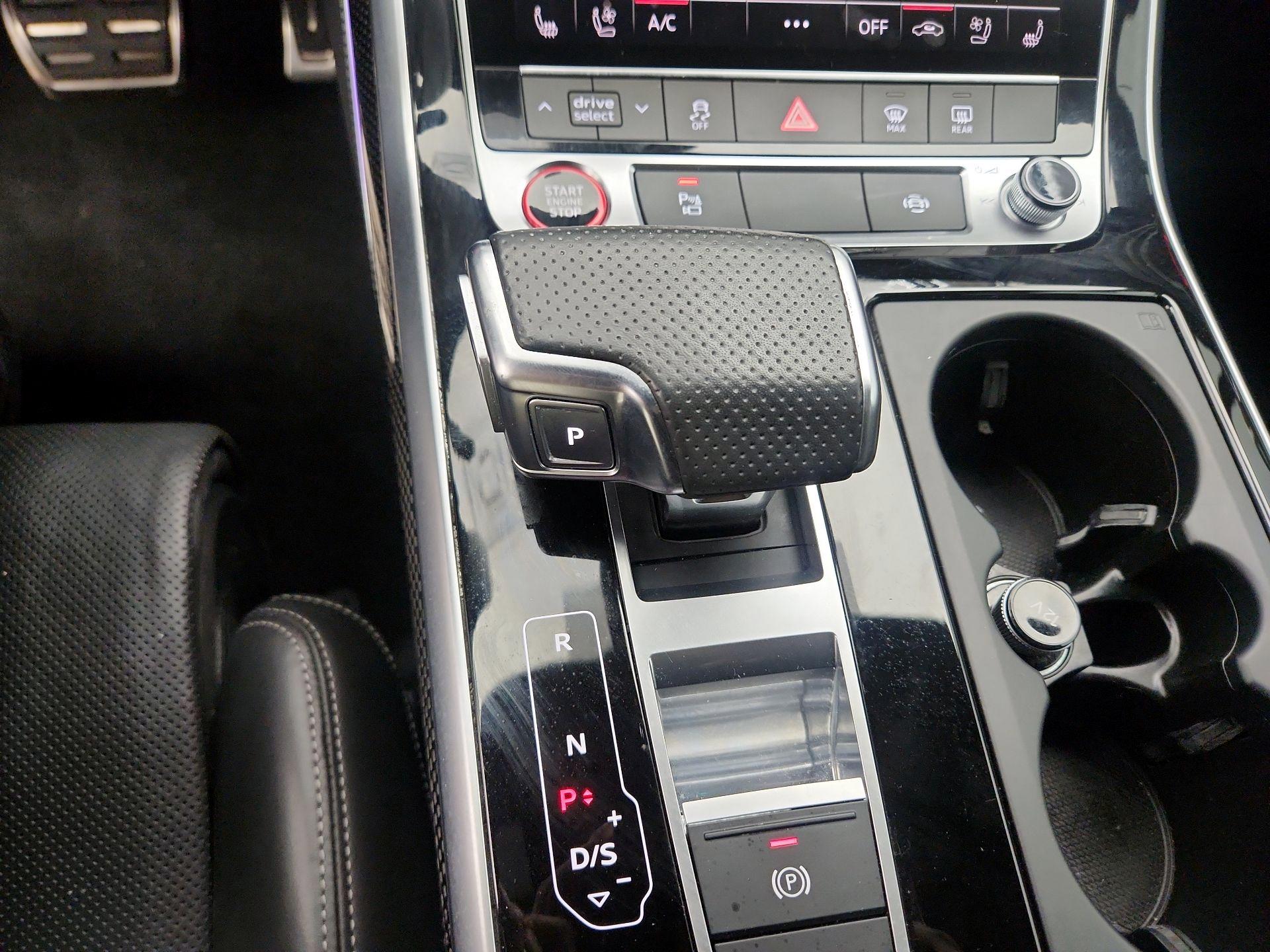 Thumbnail: 2022 Audi SQ7 - 18