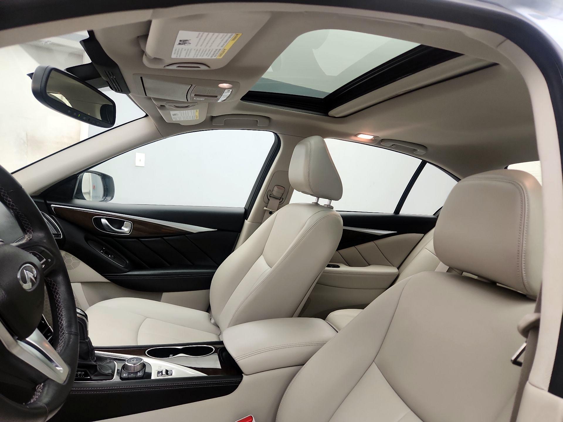 Thumbnail: 2018 INFINITI Q50 - 19