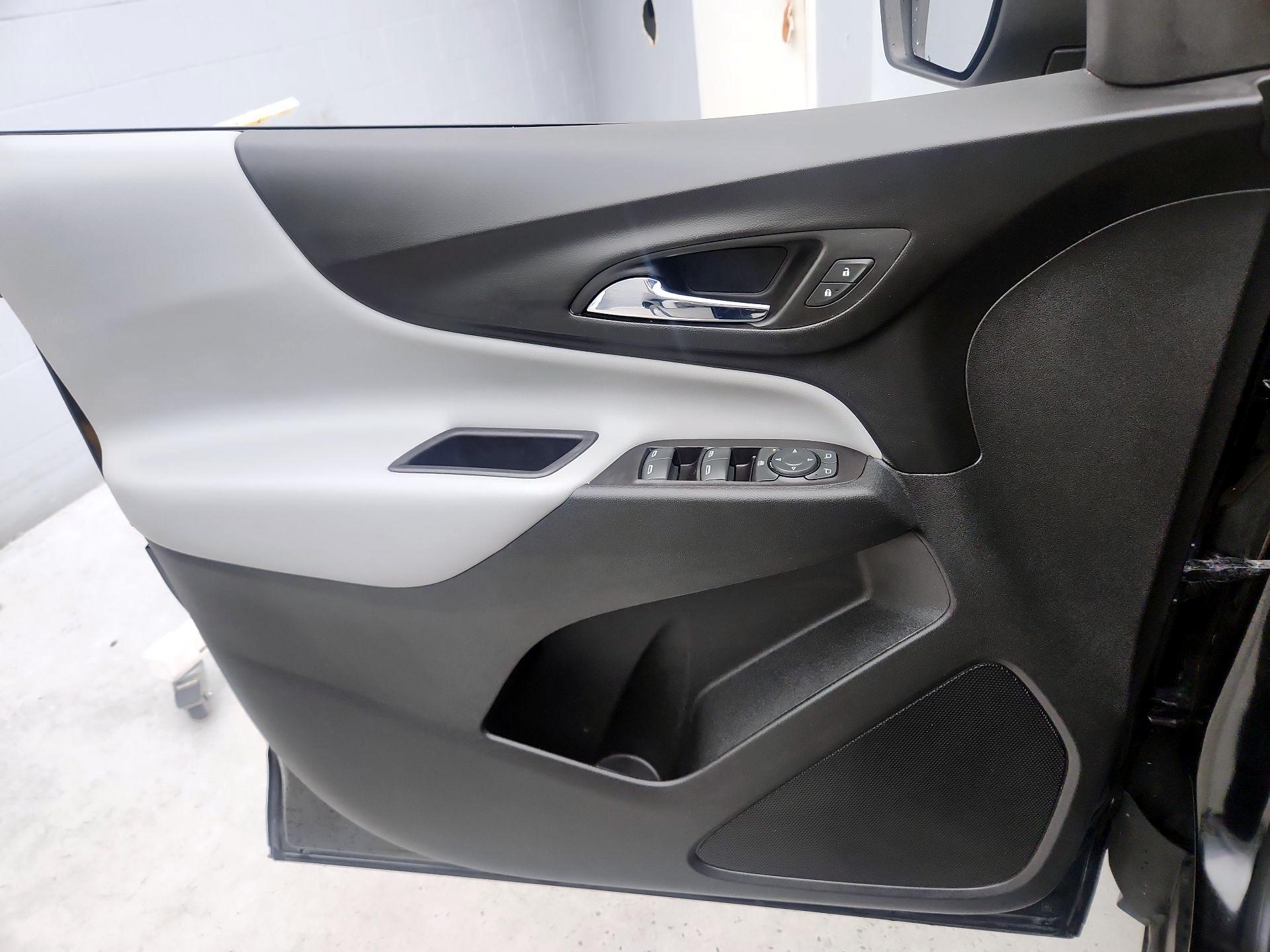 Thumbnail: 2019 Chevrolet Equinox - 12