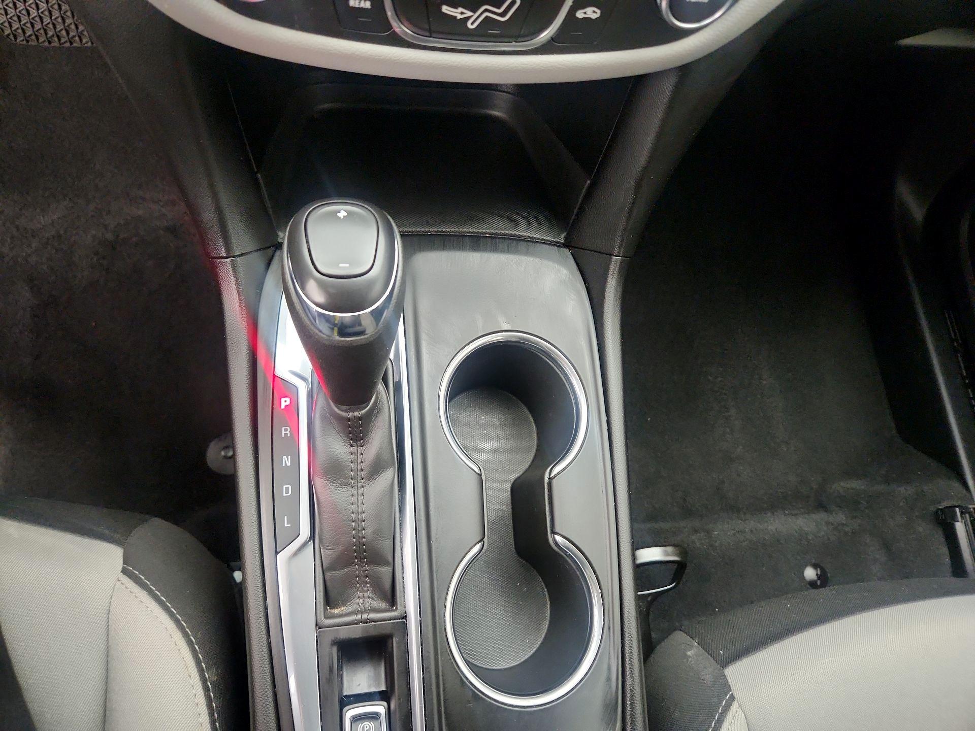 Thumbnail: 2019 Chevrolet Equinox - 17