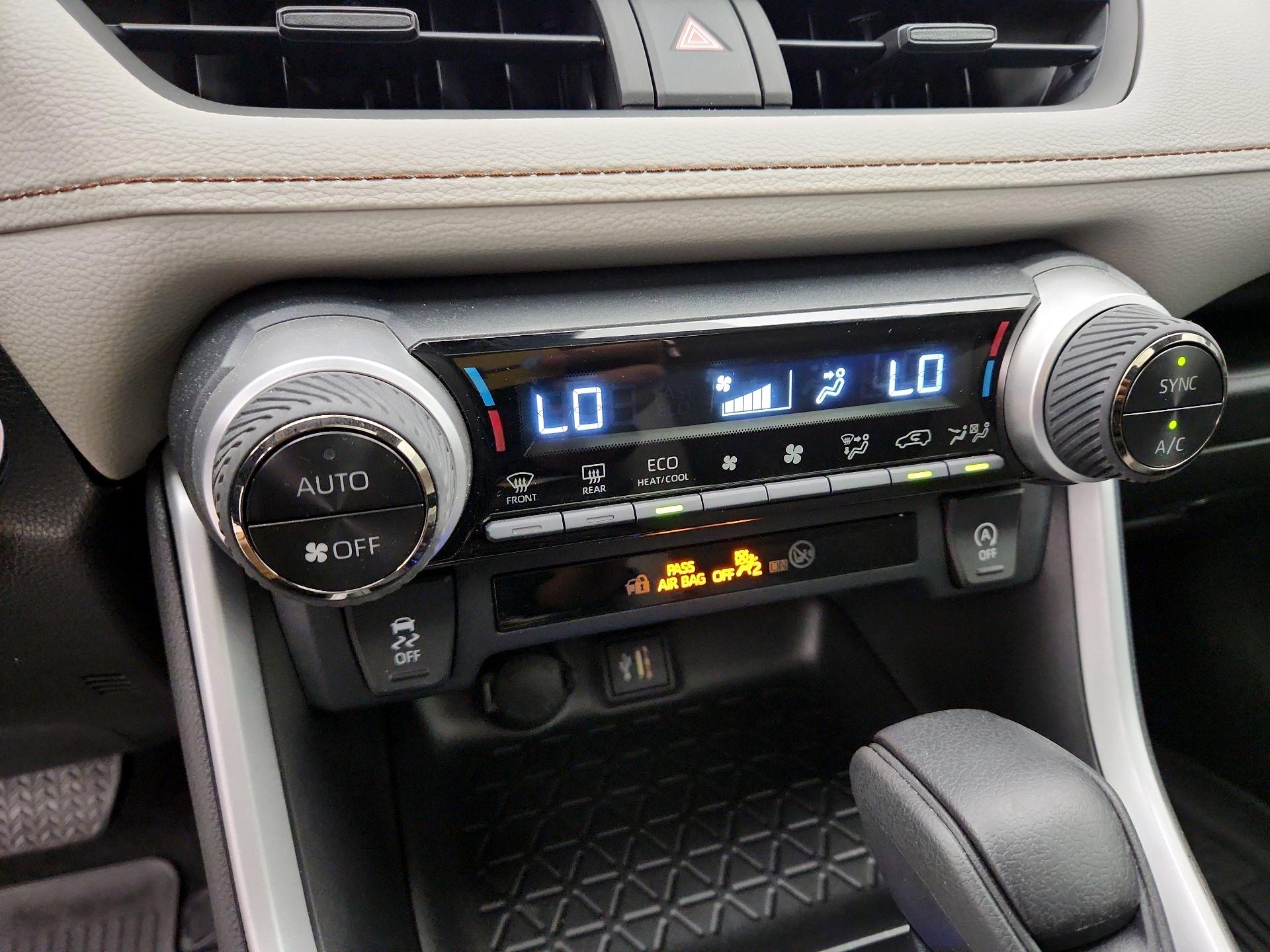 Thumbnail: 2023 Toyota RAV4 - 16