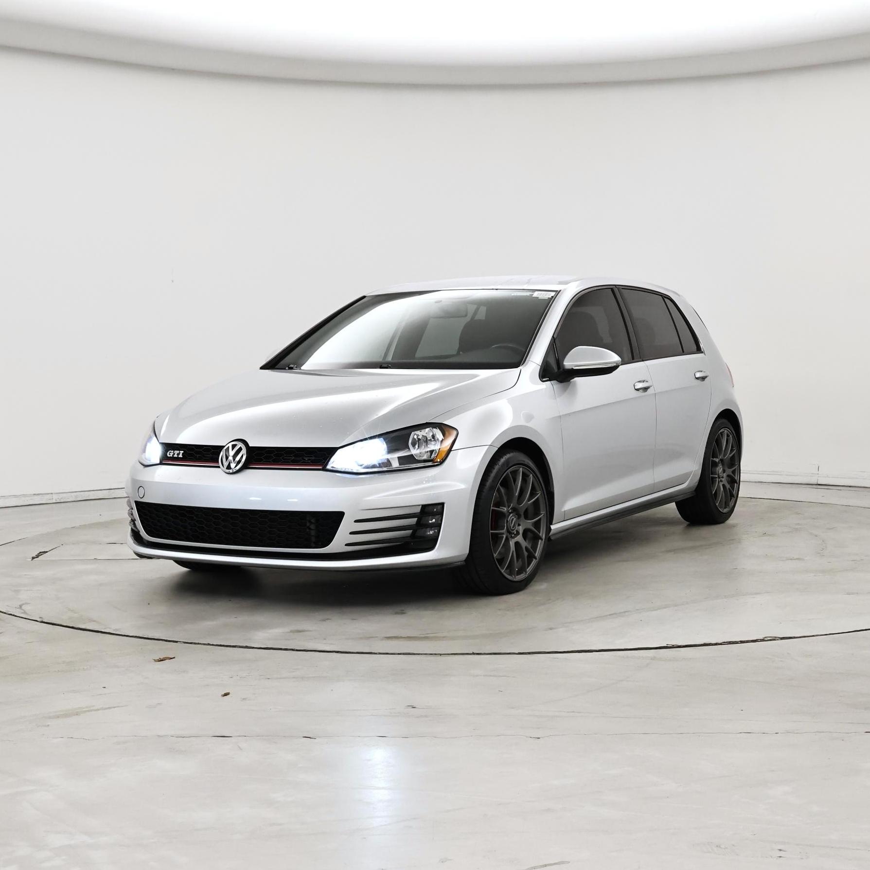Thumbnail: 2017 Volkswagen Golf - 4