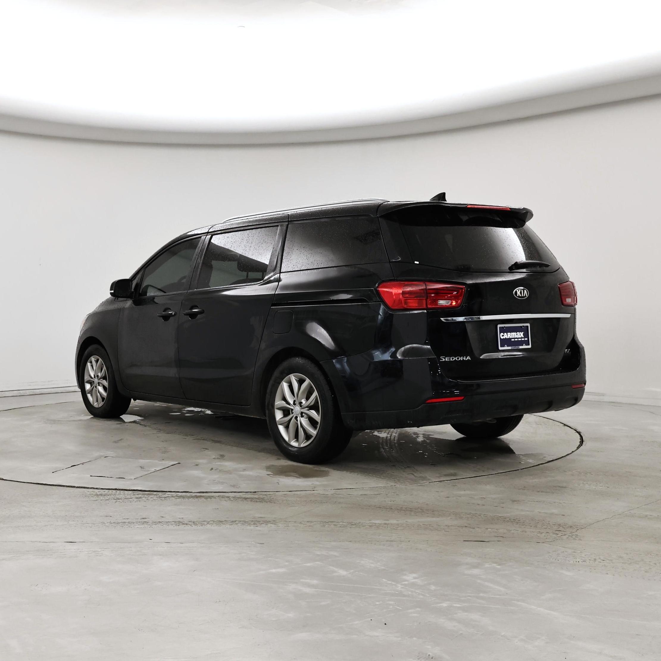 Thumbnail: 2020 Kia Sedona - 2