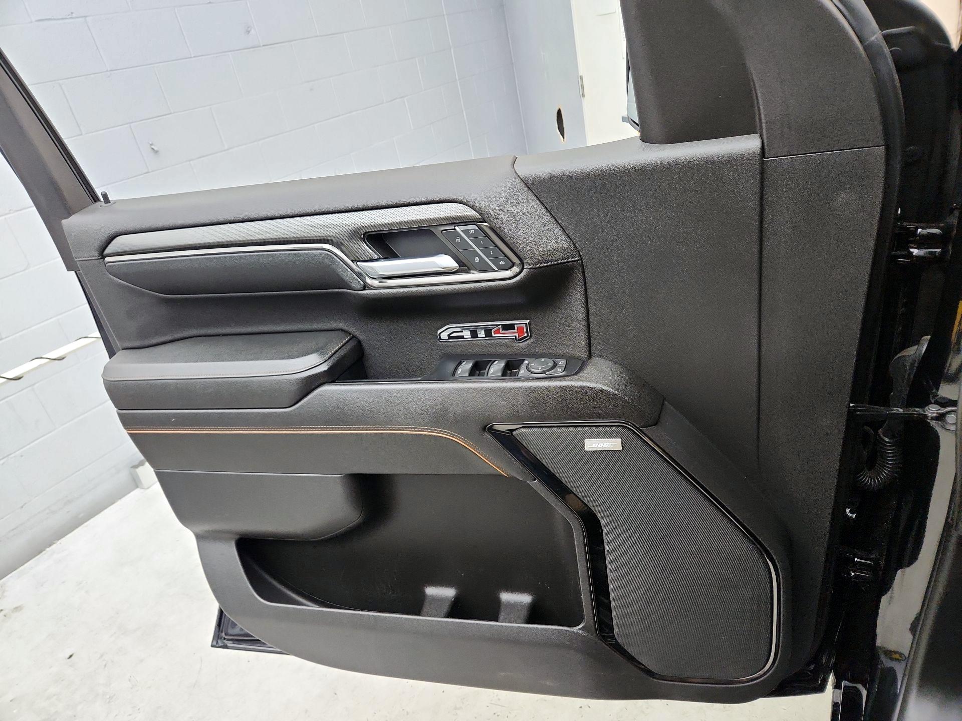 Thumbnail: 2023 GMC Sierra 1500 - 12