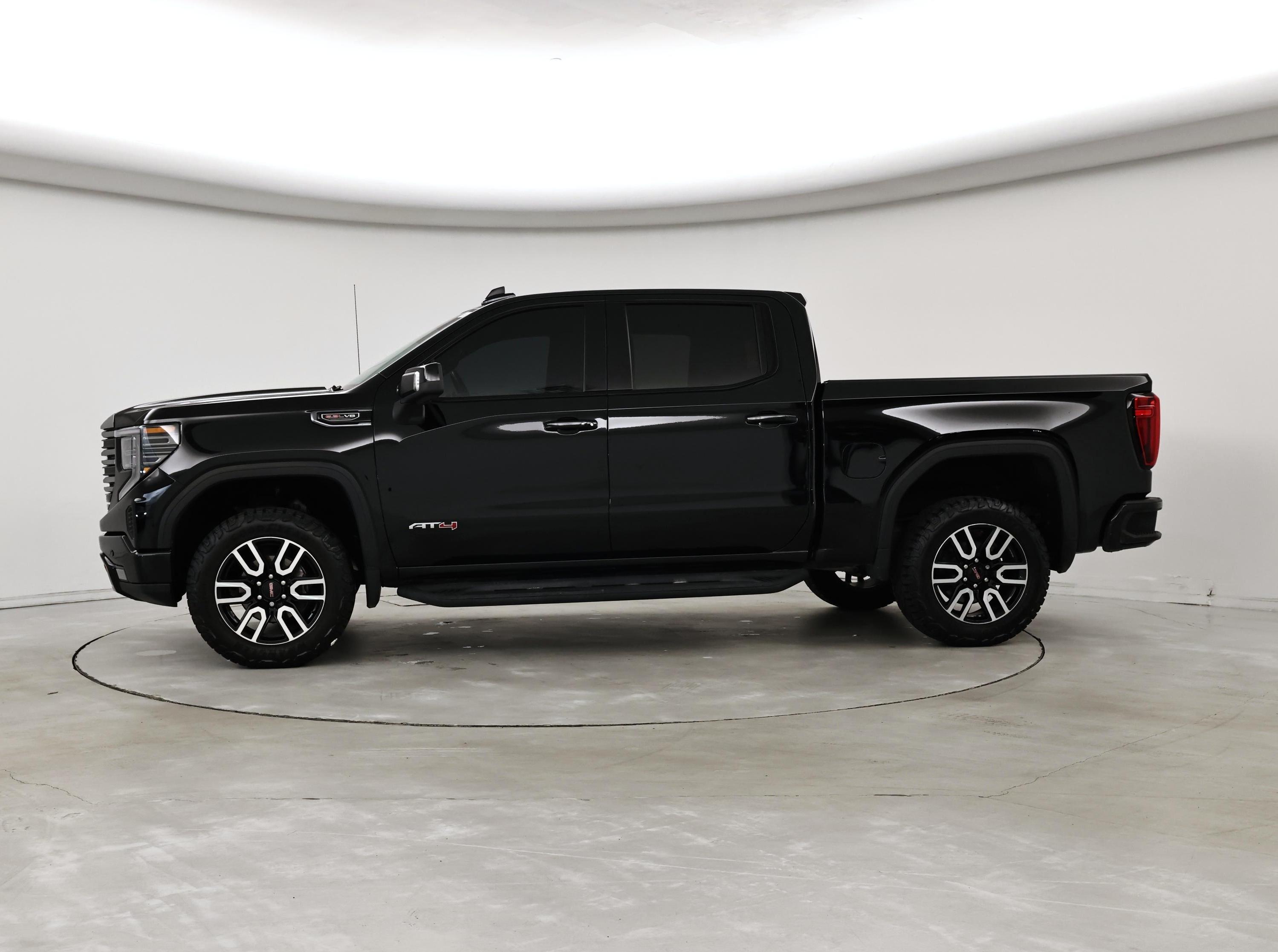Thumbnail: 2023 GMC Sierra 1500 - 3