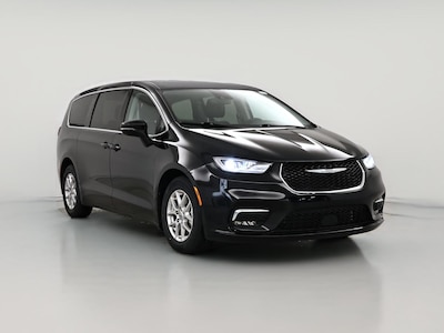 Black 2024 Chrysler Pacifica Touring L