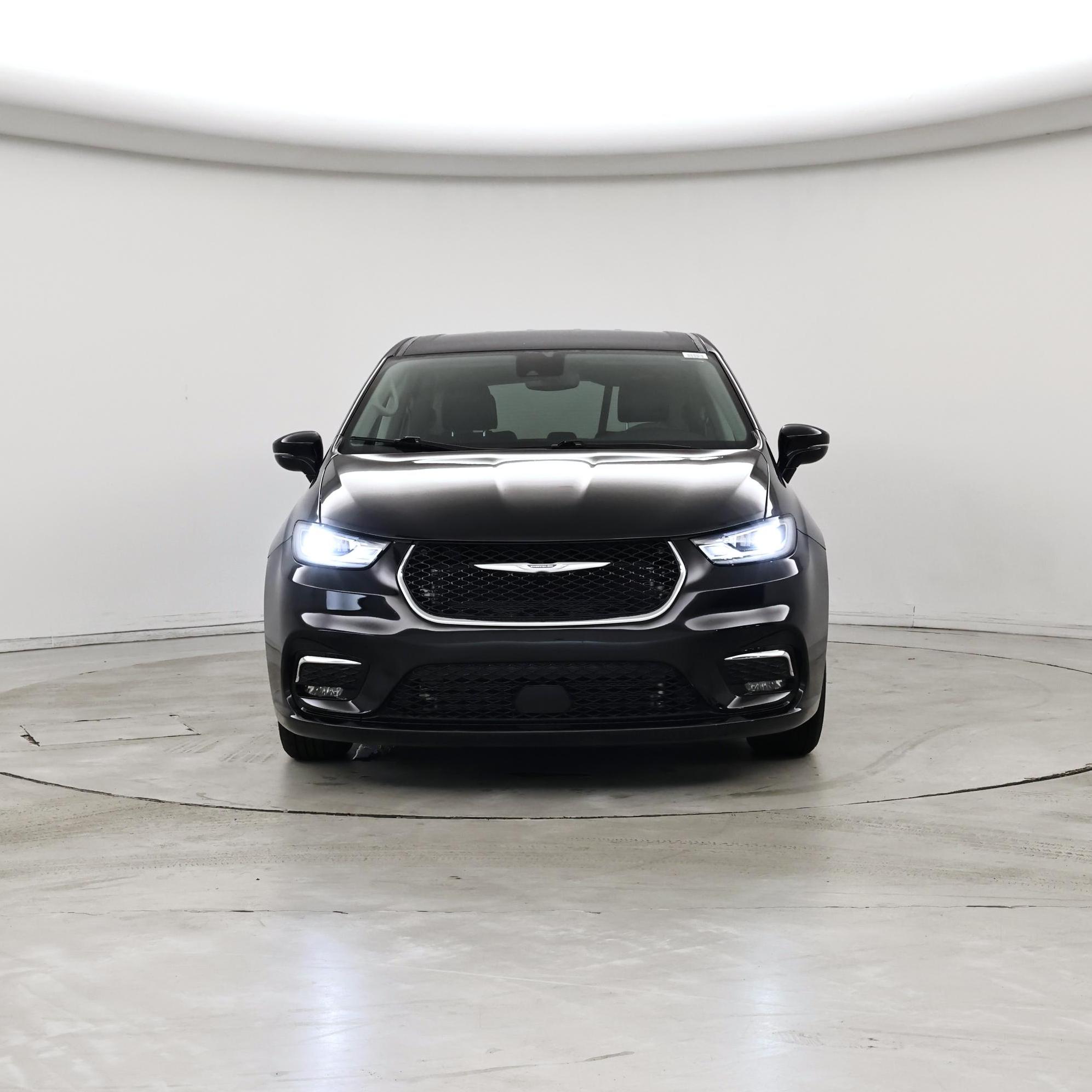 Thumbnail: 2024 Chrysler Pacifica - 5