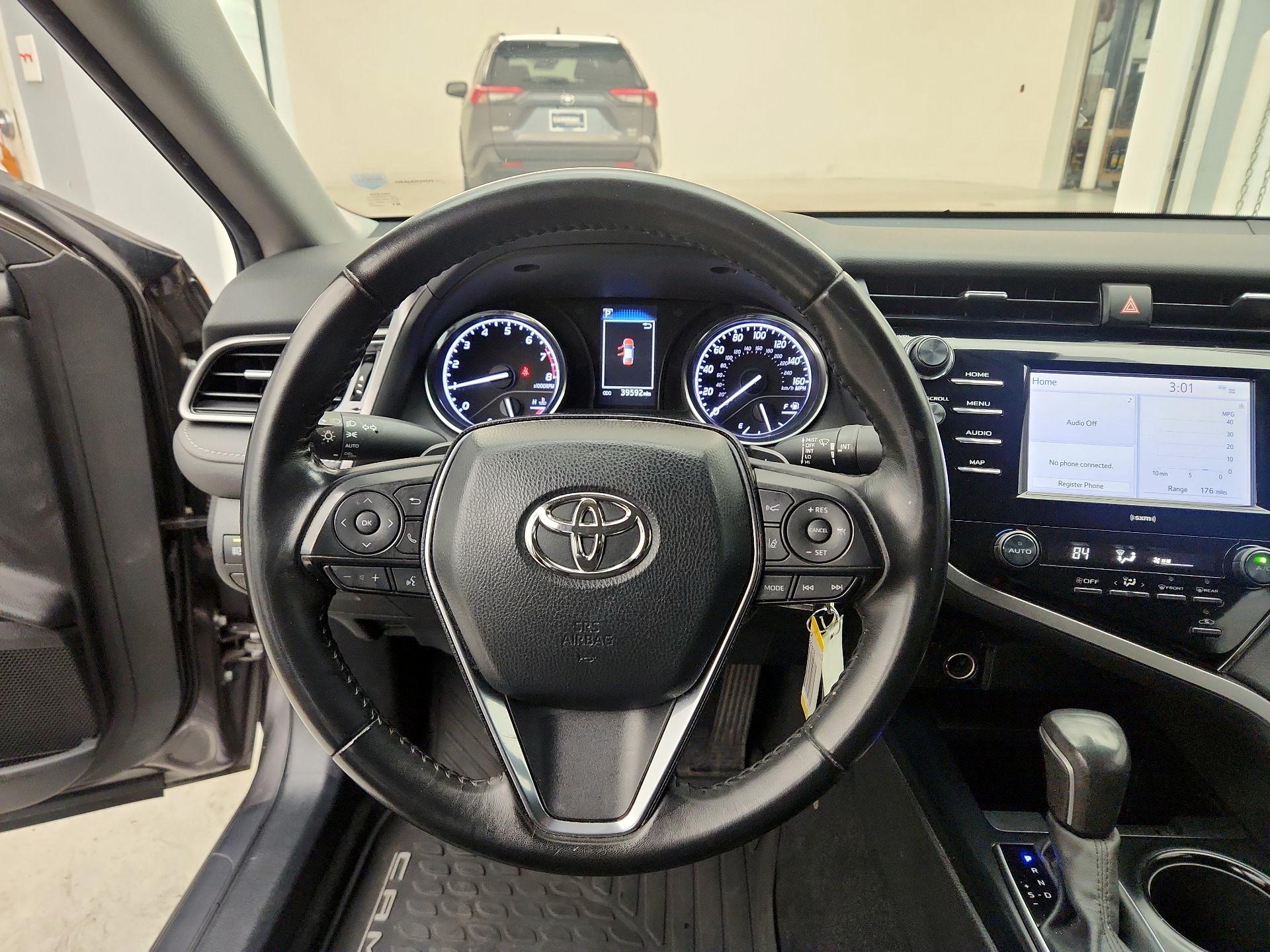 Thumbnail: 2020 Toyota Camry - 10
