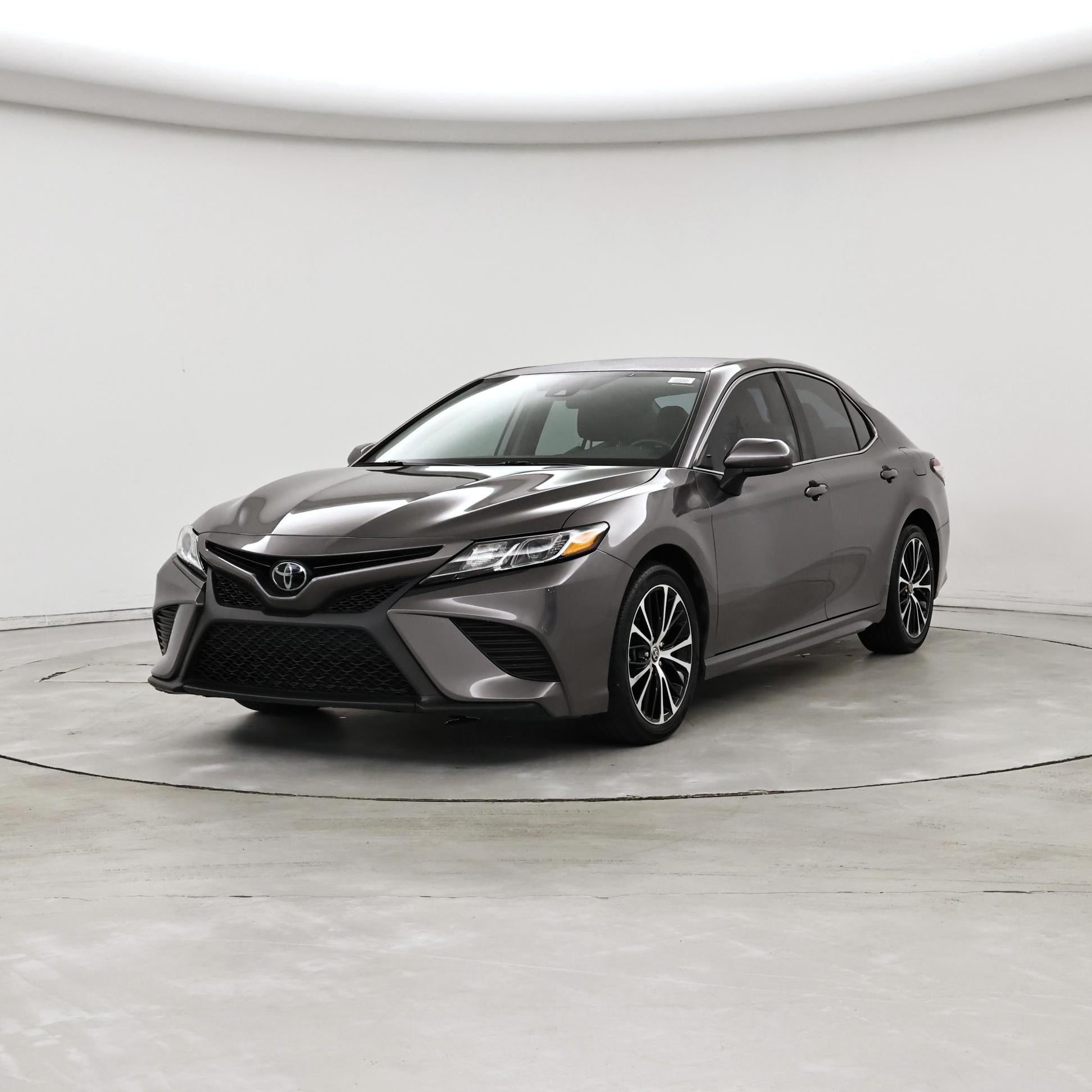 Thumbnail: 2020 Toyota Camry - 4