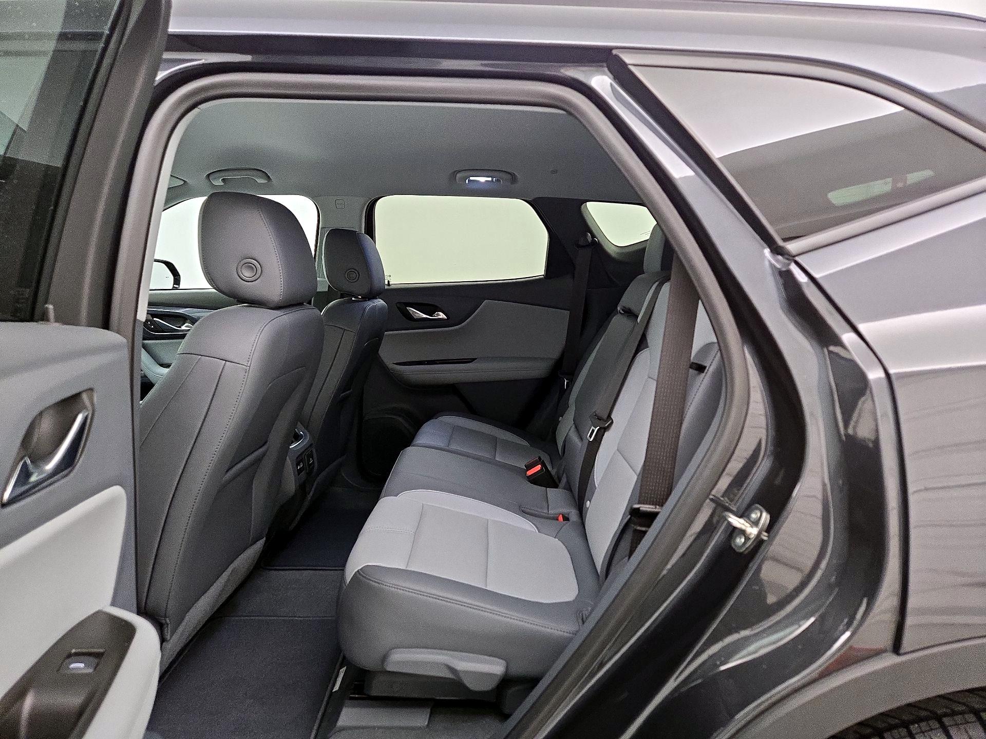 Thumbnail: 2022 Chevrolet Blazer - 20