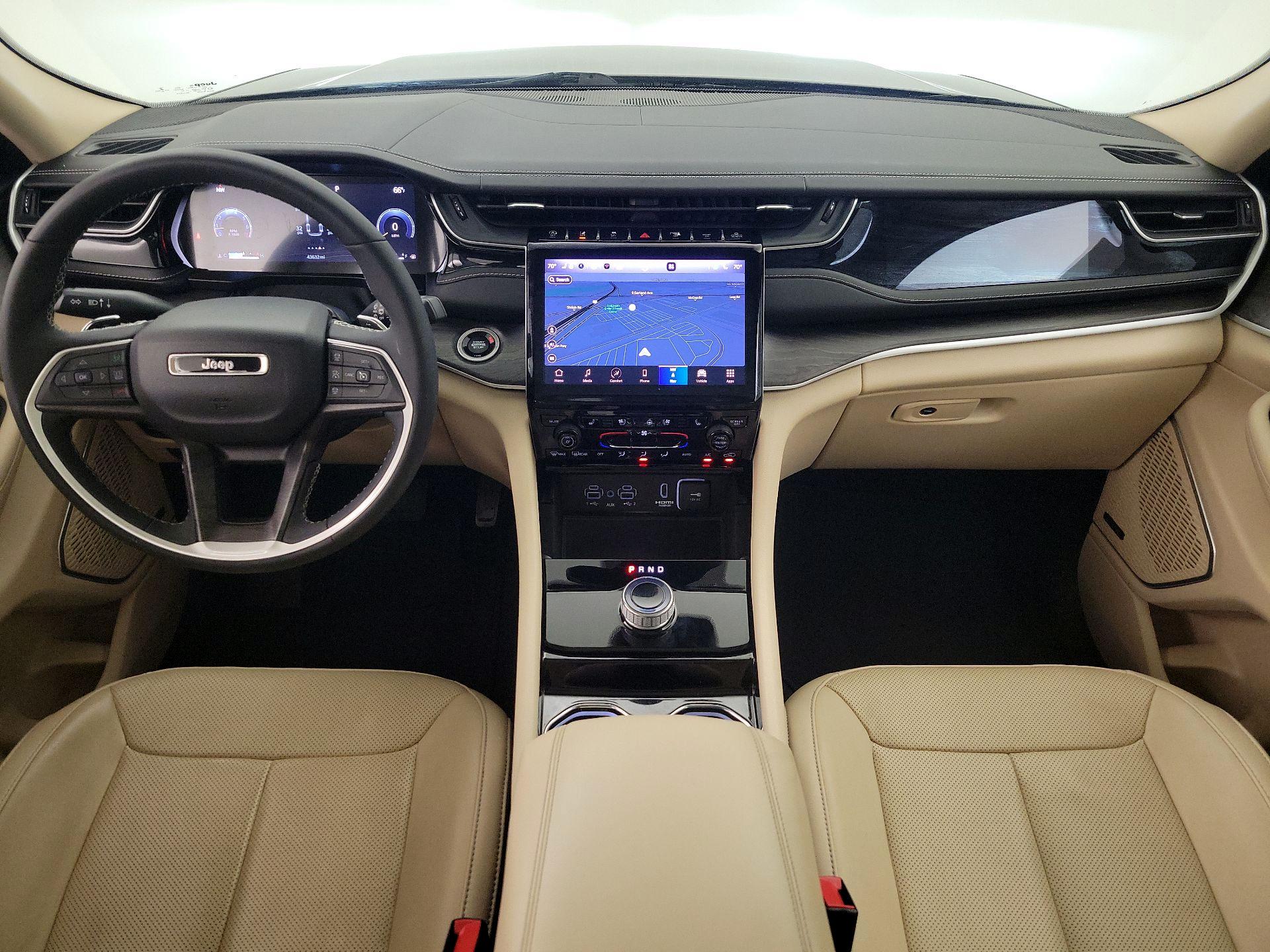 Thumbnail: 2022 Jeep Grand Cherokee - 9