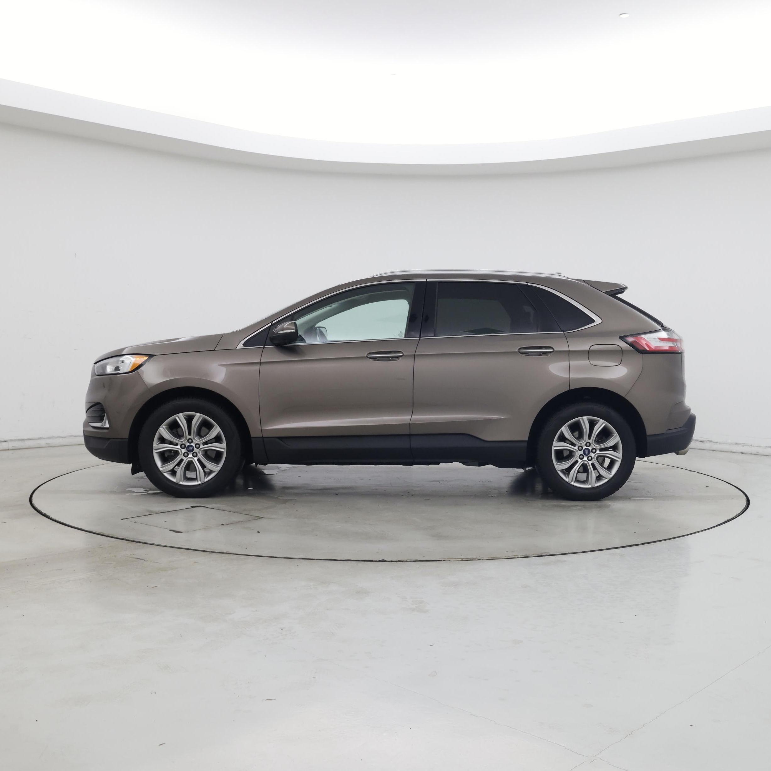 Thumbnail: 2019 Ford Edge - 3