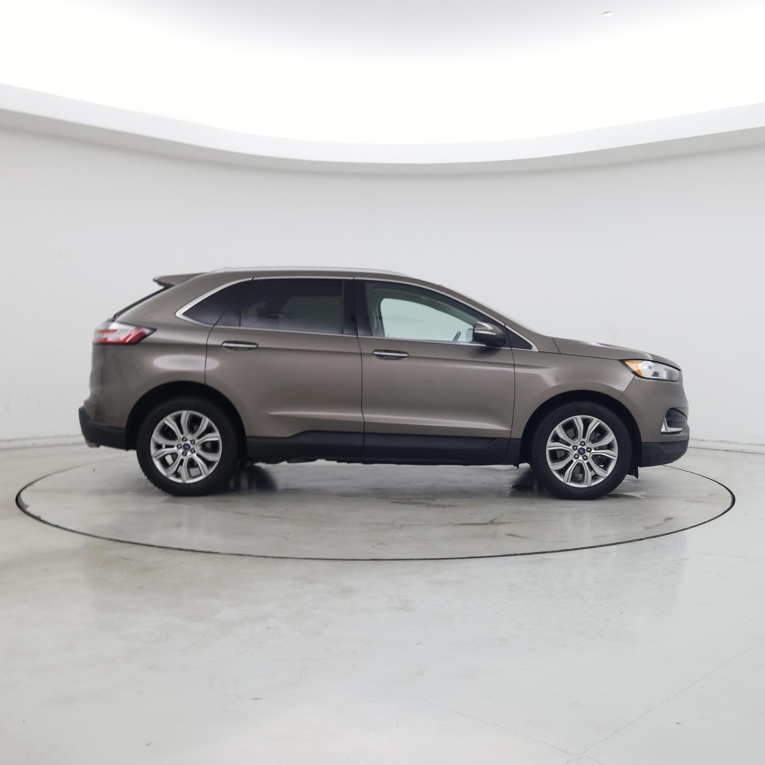 Thumbnail: 2019 Ford Edge - 7