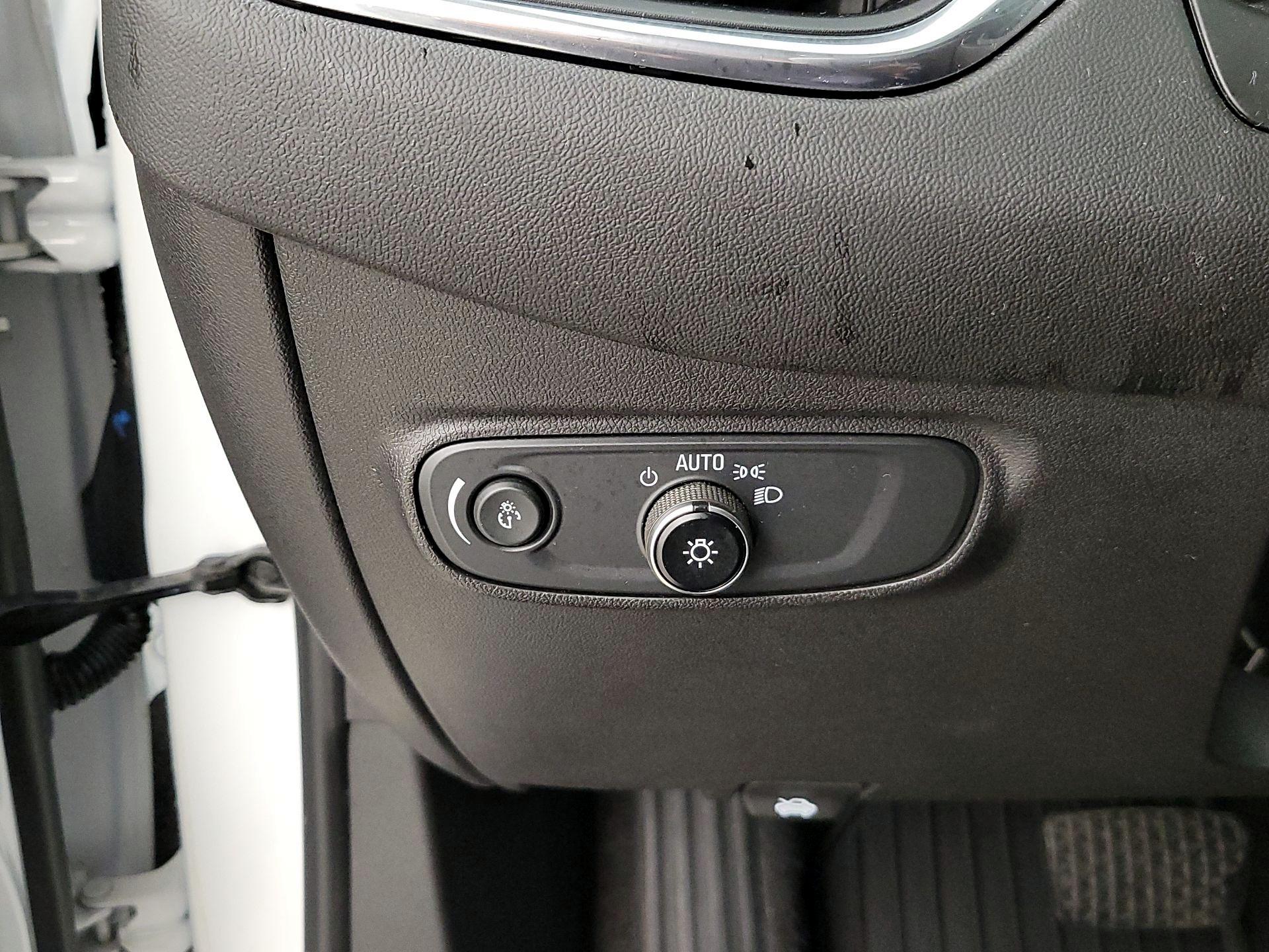 Thumbnail: 2021 Chevrolet Equinox - 13