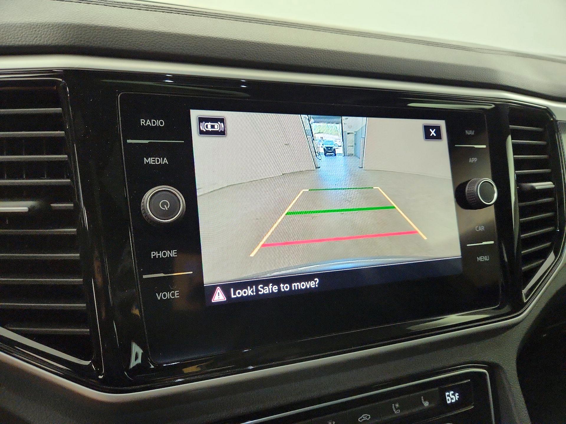 Thumbnail: 2021 Volkswagen Atlas - 14