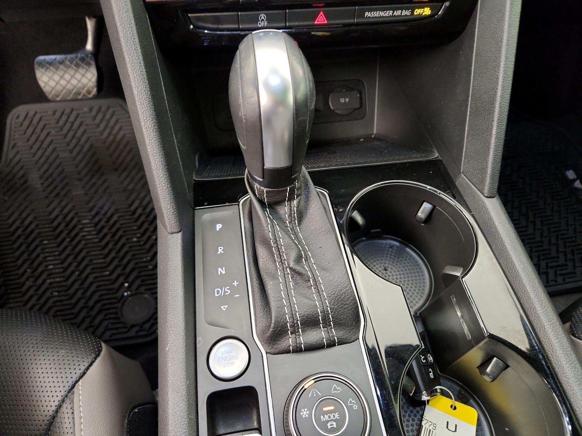 Thumbnail: 2021 Volkswagen Atlas - 17