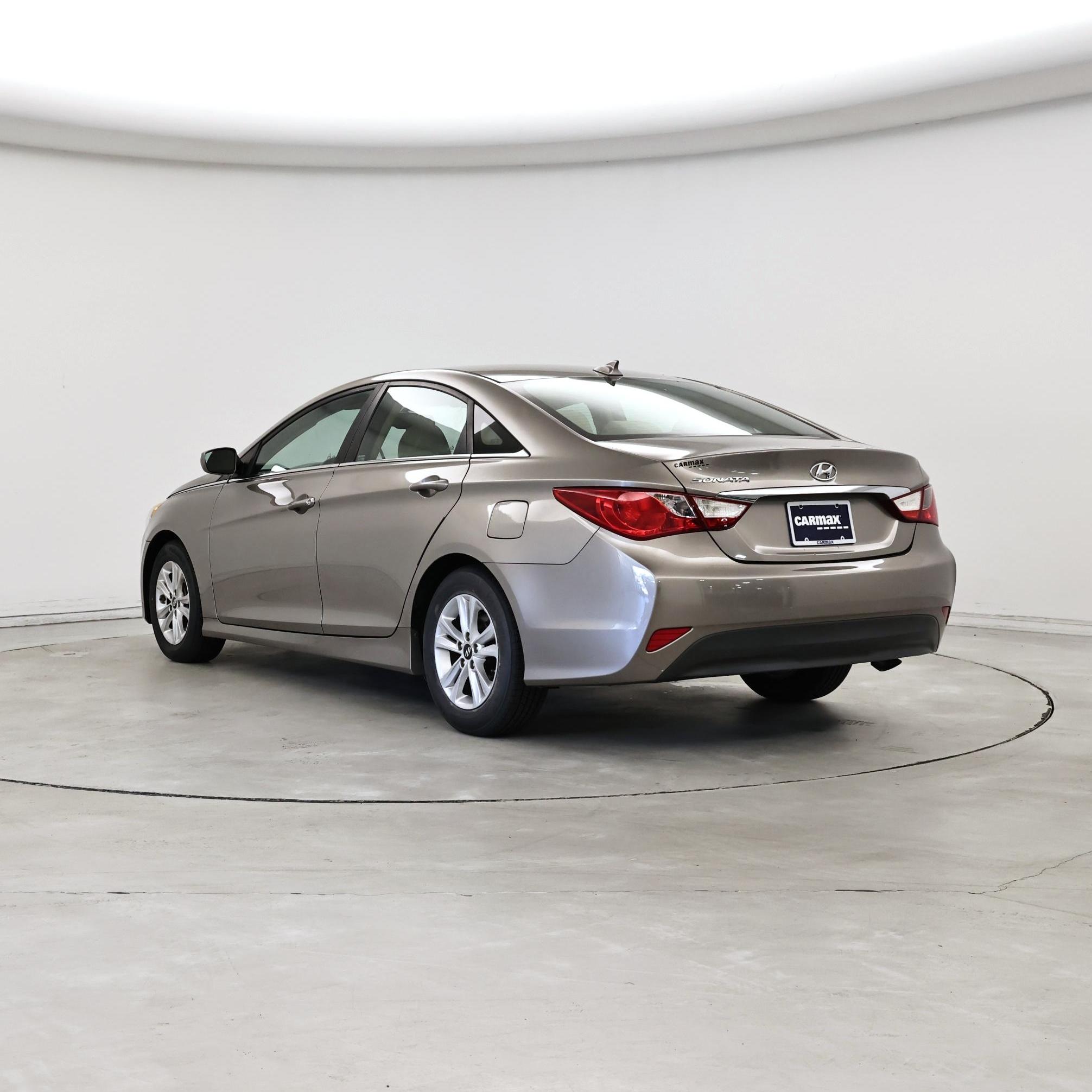Thumbnail: 2014 Hyundai Sonata - 2
