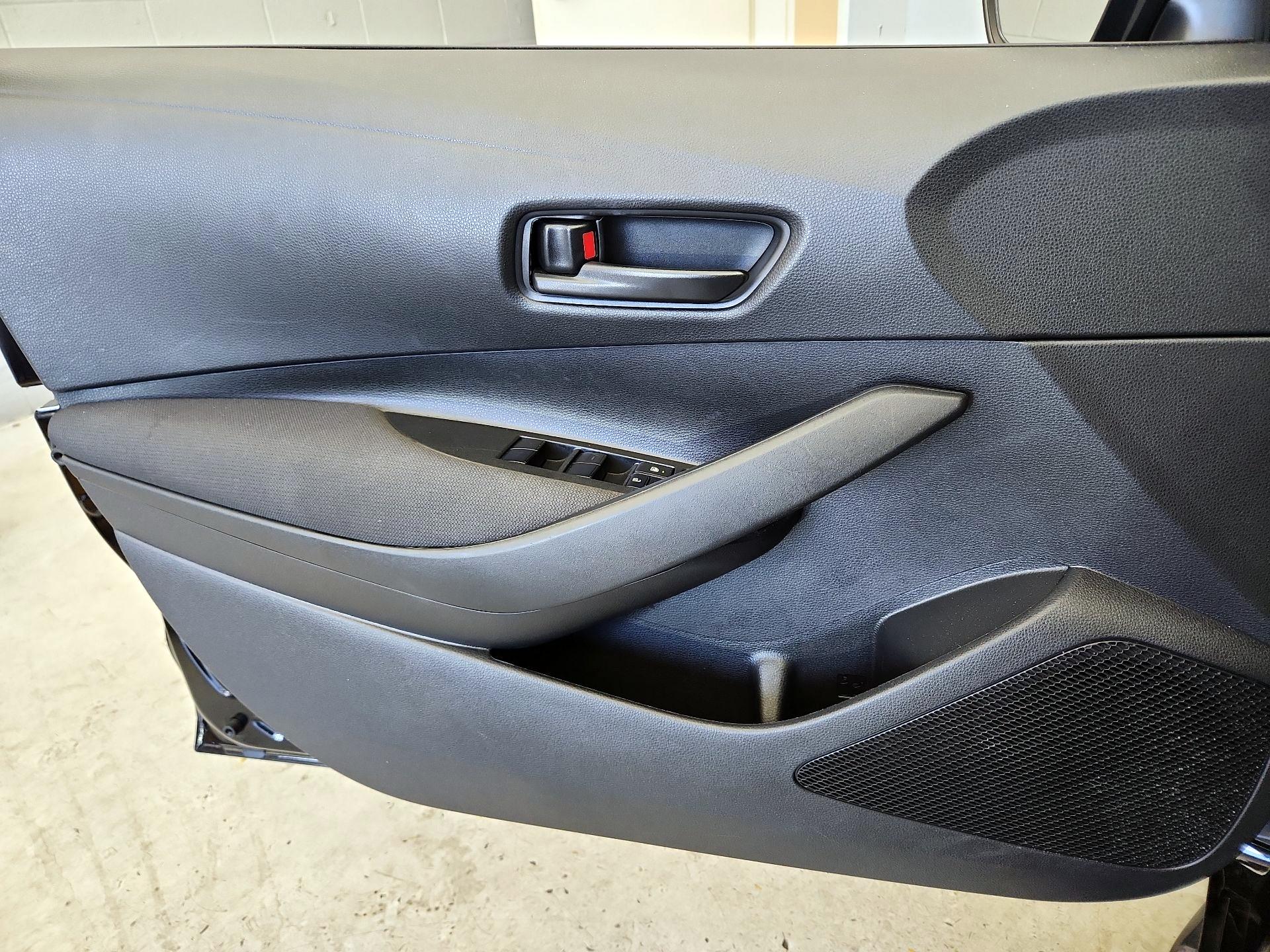 Thumbnail: 2023 Toyota Corolla - 12